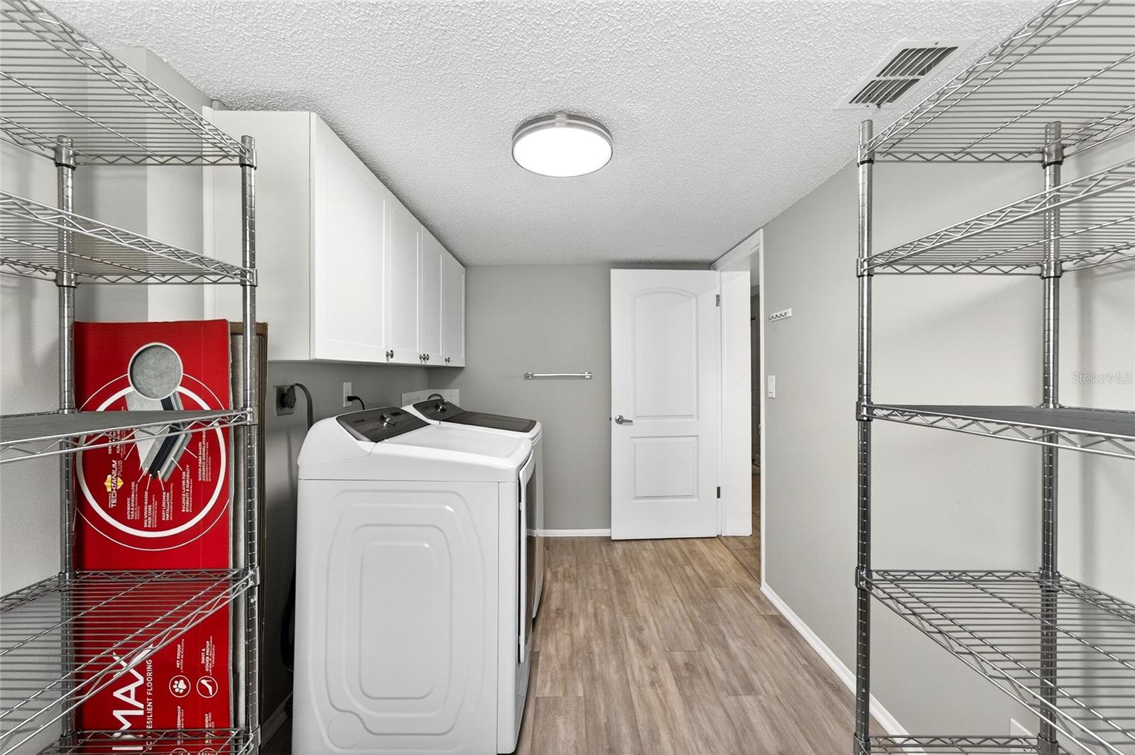 Image 21 of 65 For 6190 80th Street N 211