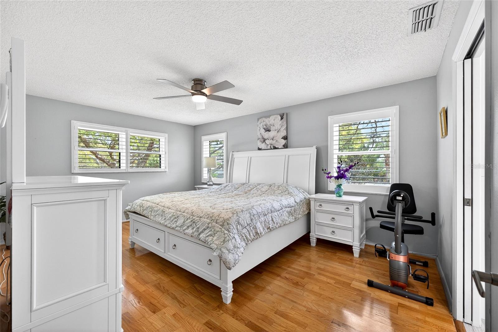 Image 24 of 65 For 6190 80th Street N 211