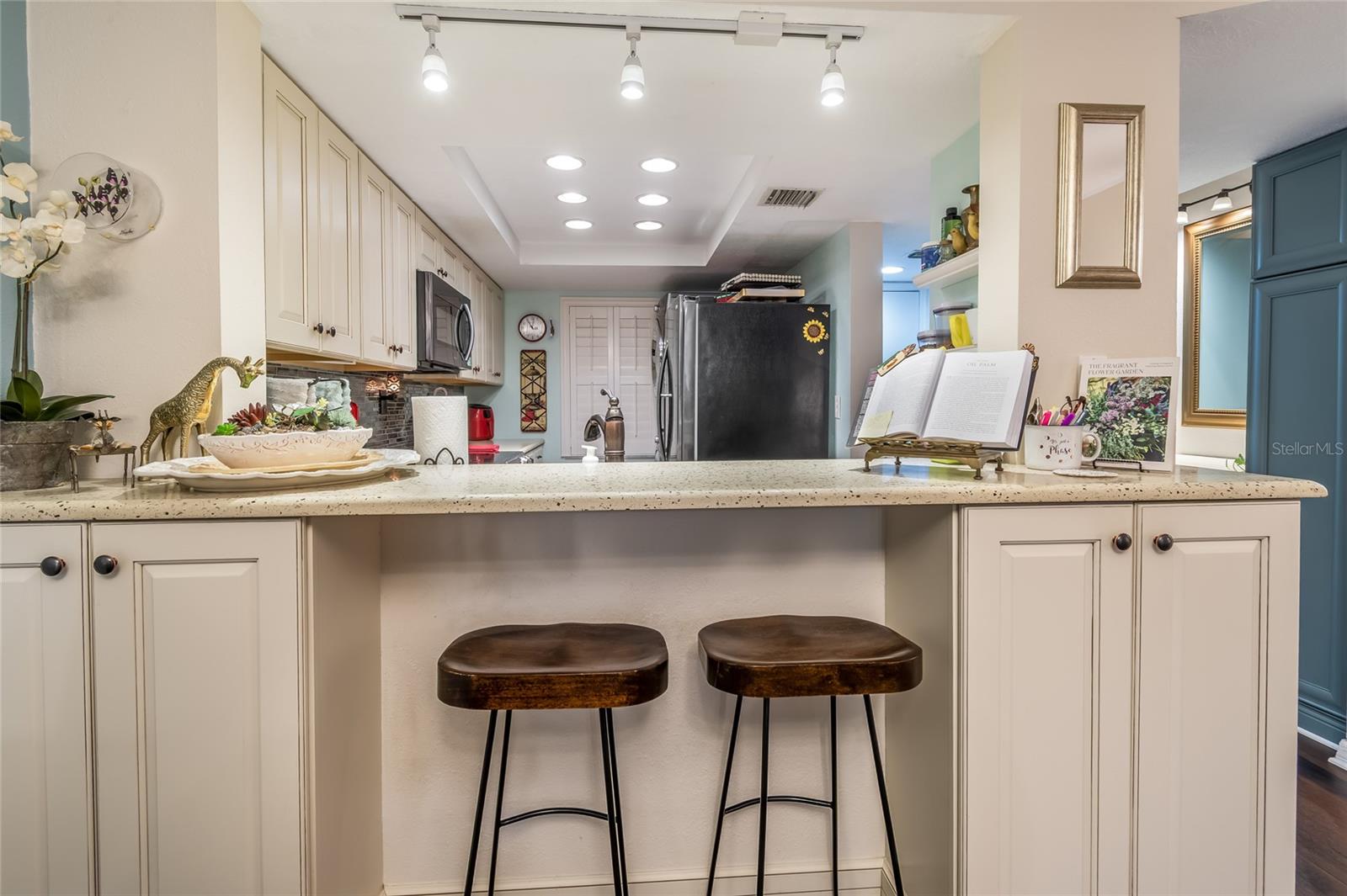 Image 12 of 55 For 90 Highland Avenue 318