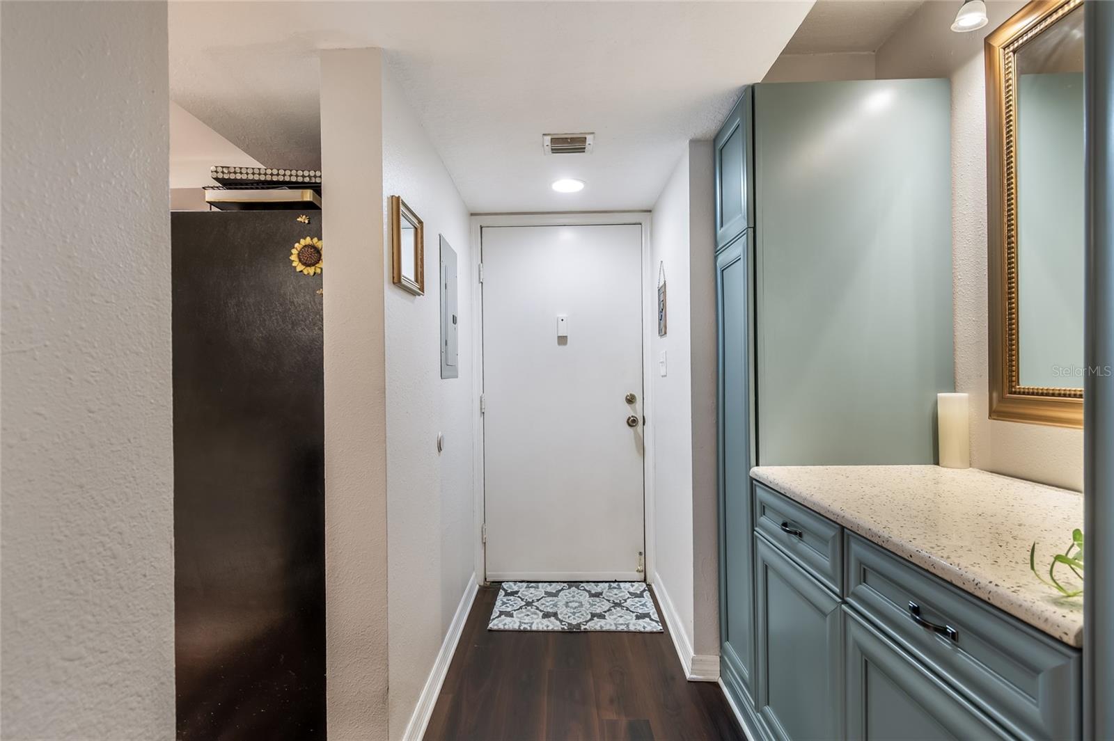 Image 17 of 55 For 90 Highland Avenue 318