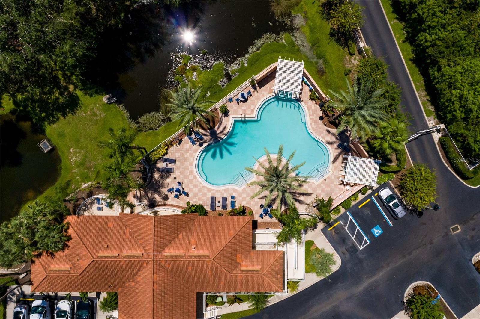 Listing photo id 40 for 12033 Gandy Boulevard N 151