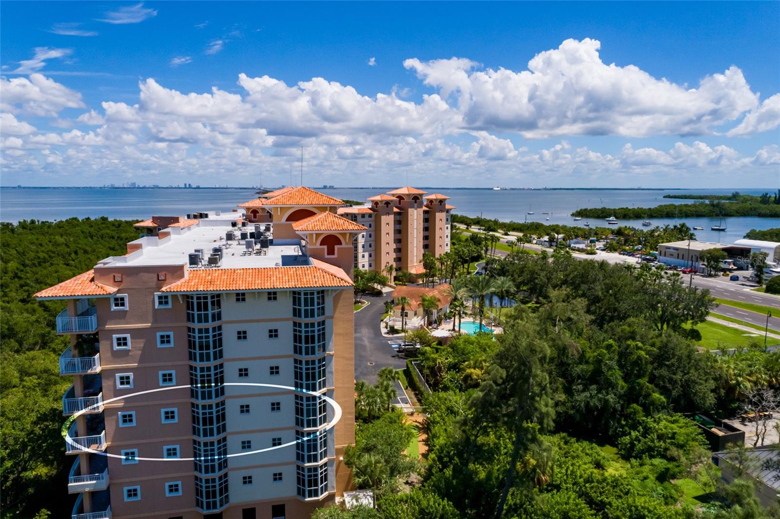 Listing photo id 45 for 12033 Gandy Boulevard N 151