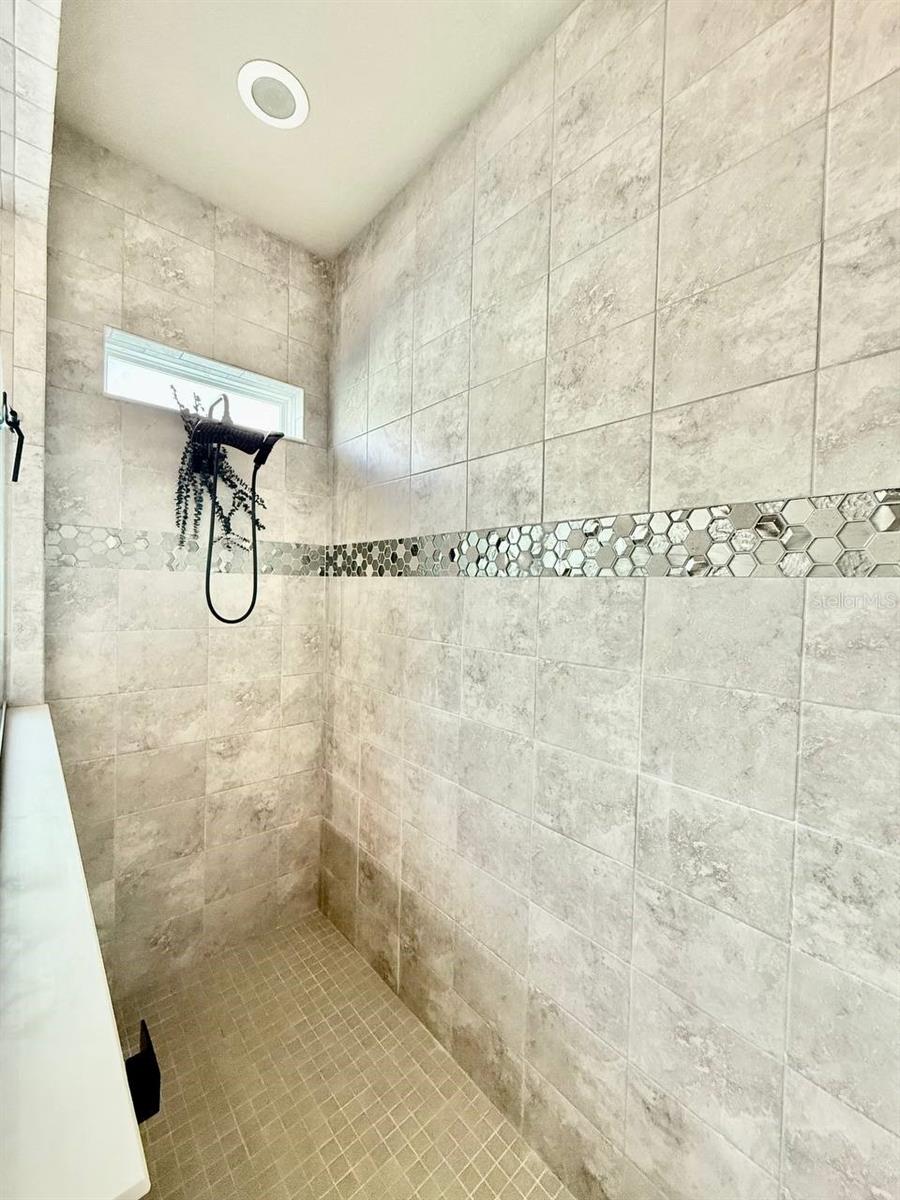 Image 23 of 43 For 6414 Salt Creek Avenue