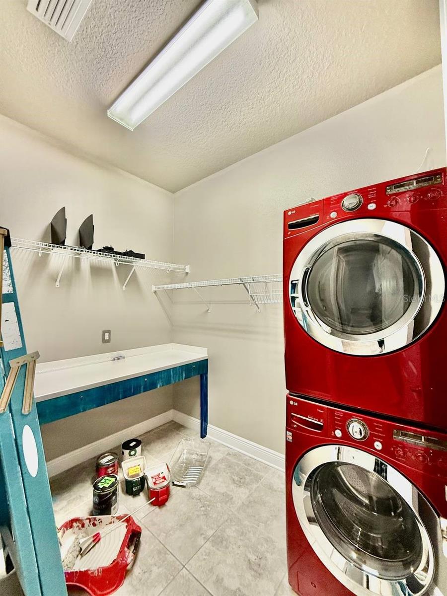 Image 32 of 43 For 6414 Salt Creek Avenue