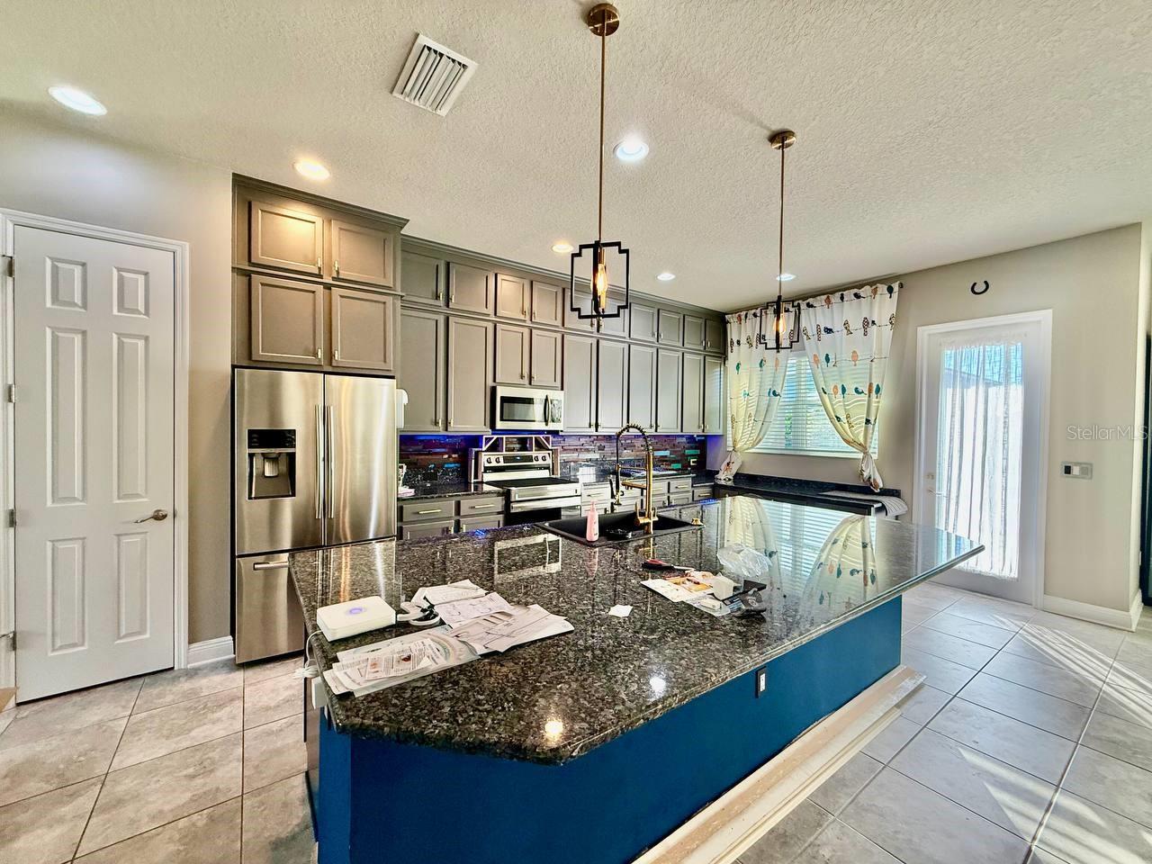 Image 9 of 43 For 6414 Salt Creek Avenue