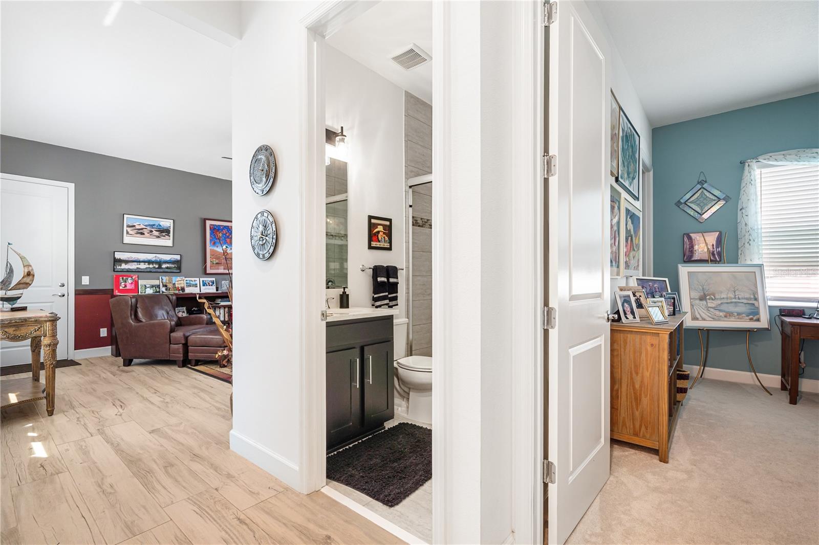 Listing photo id 20 for 4924 Pamplona Court