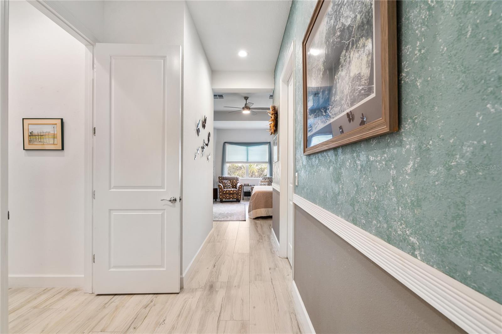 Listing photo id 25 for 4924 Pamplona Court