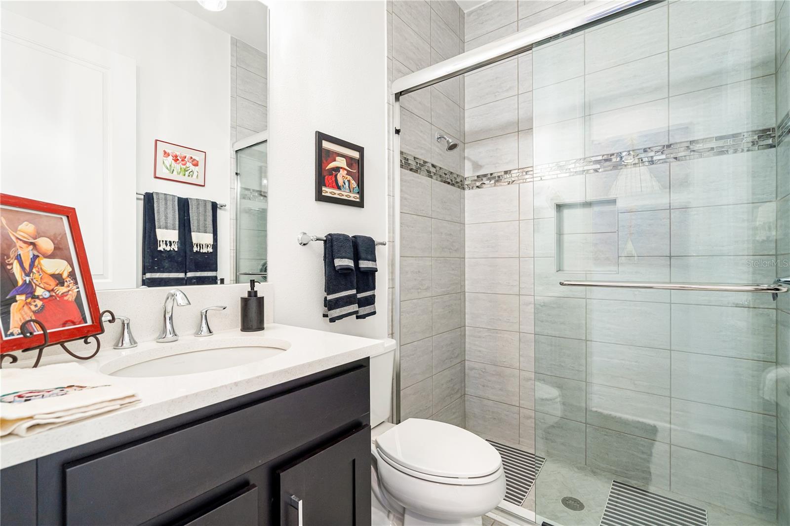 Listing photo id 27 for 4924 Pamplona Court