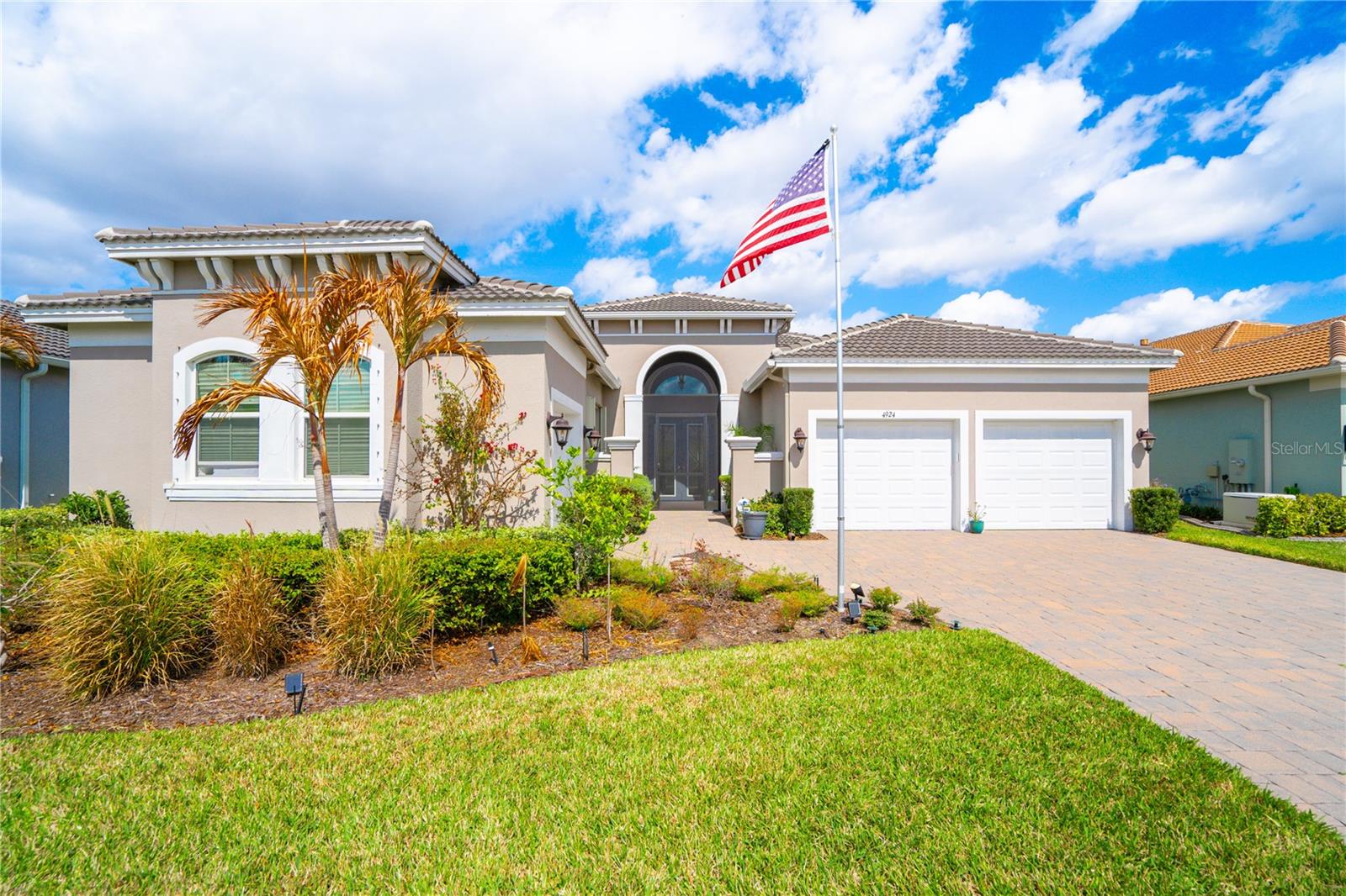 Listing photo id 49 for 4924 Pamplona Court