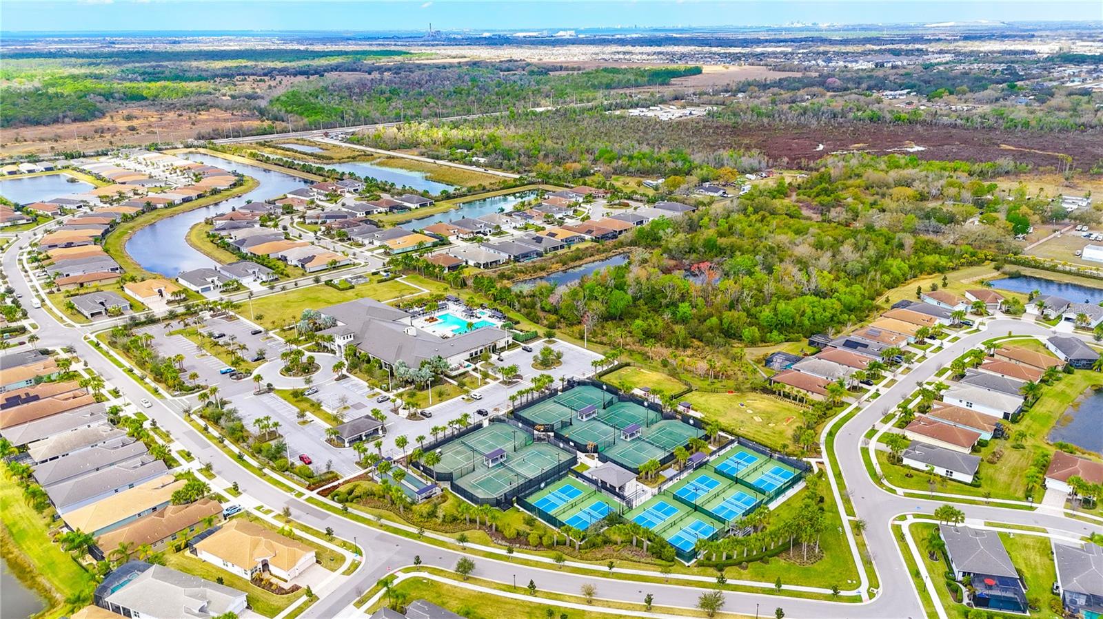 Listing photo id 53 for 4924 Pamplona Court