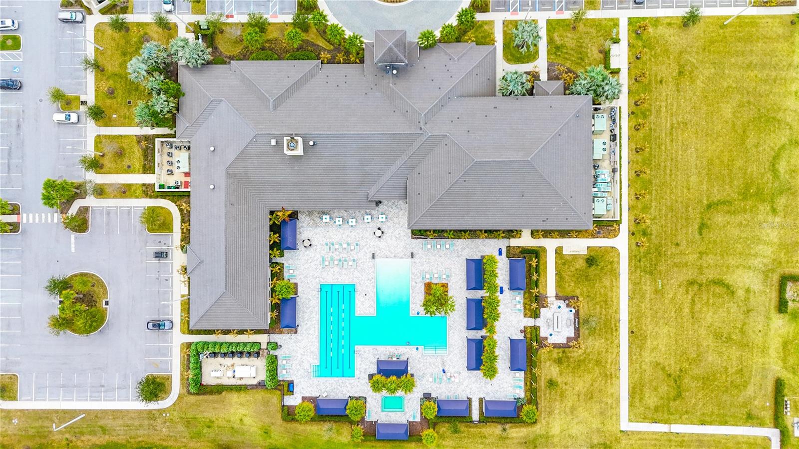 Listing photo id 56 for 4924 Pamplona Court