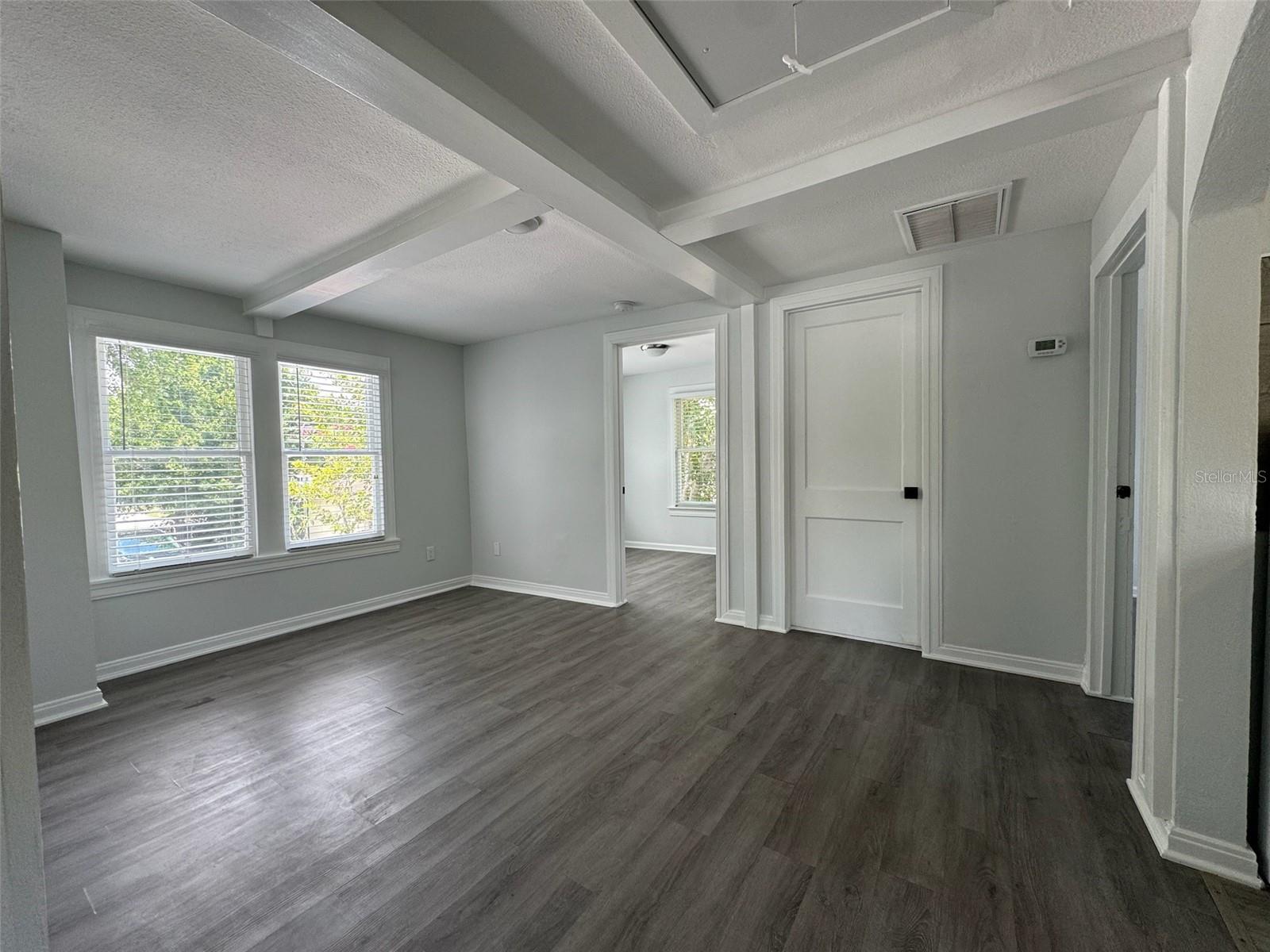 Image 20 of 35 For 2650 25th Avenue N