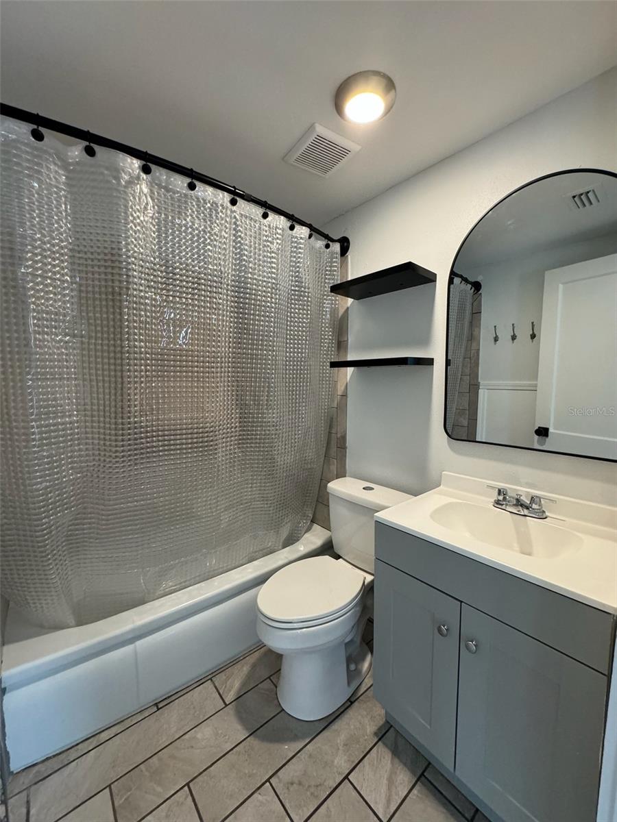 Image 26 of 35 For 2650 25th Avenue N