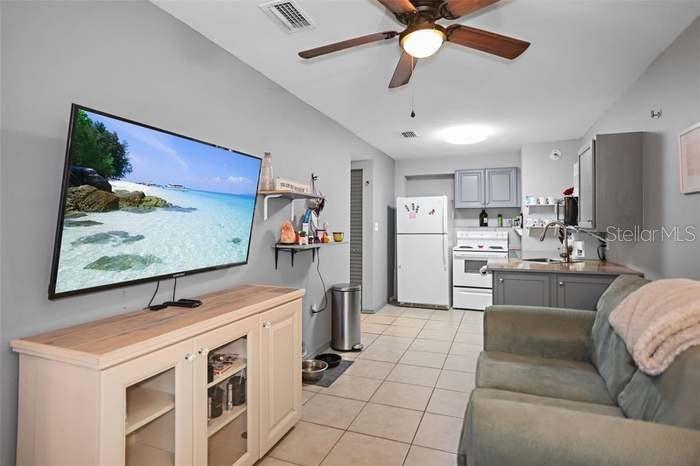 Image 5 of 35 For 2650 25th Avenue N