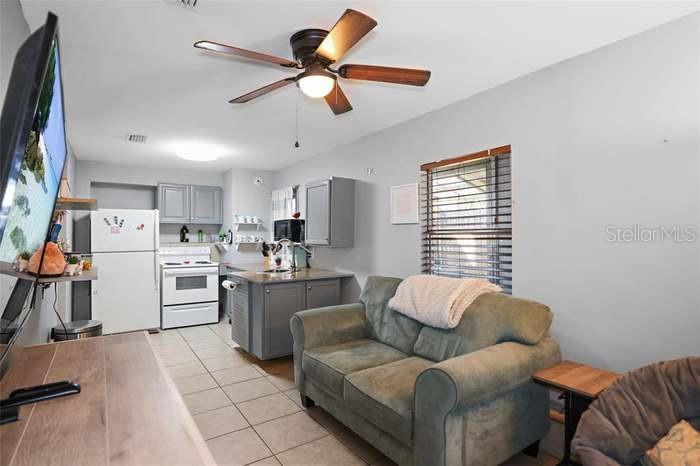 Image 6 of 35 For 2650 25th Avenue N