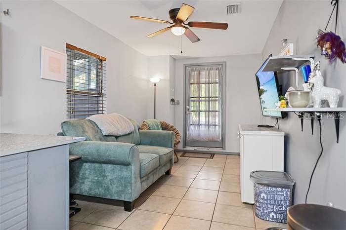 Image 9 of 35 For 2650 25th Avenue N