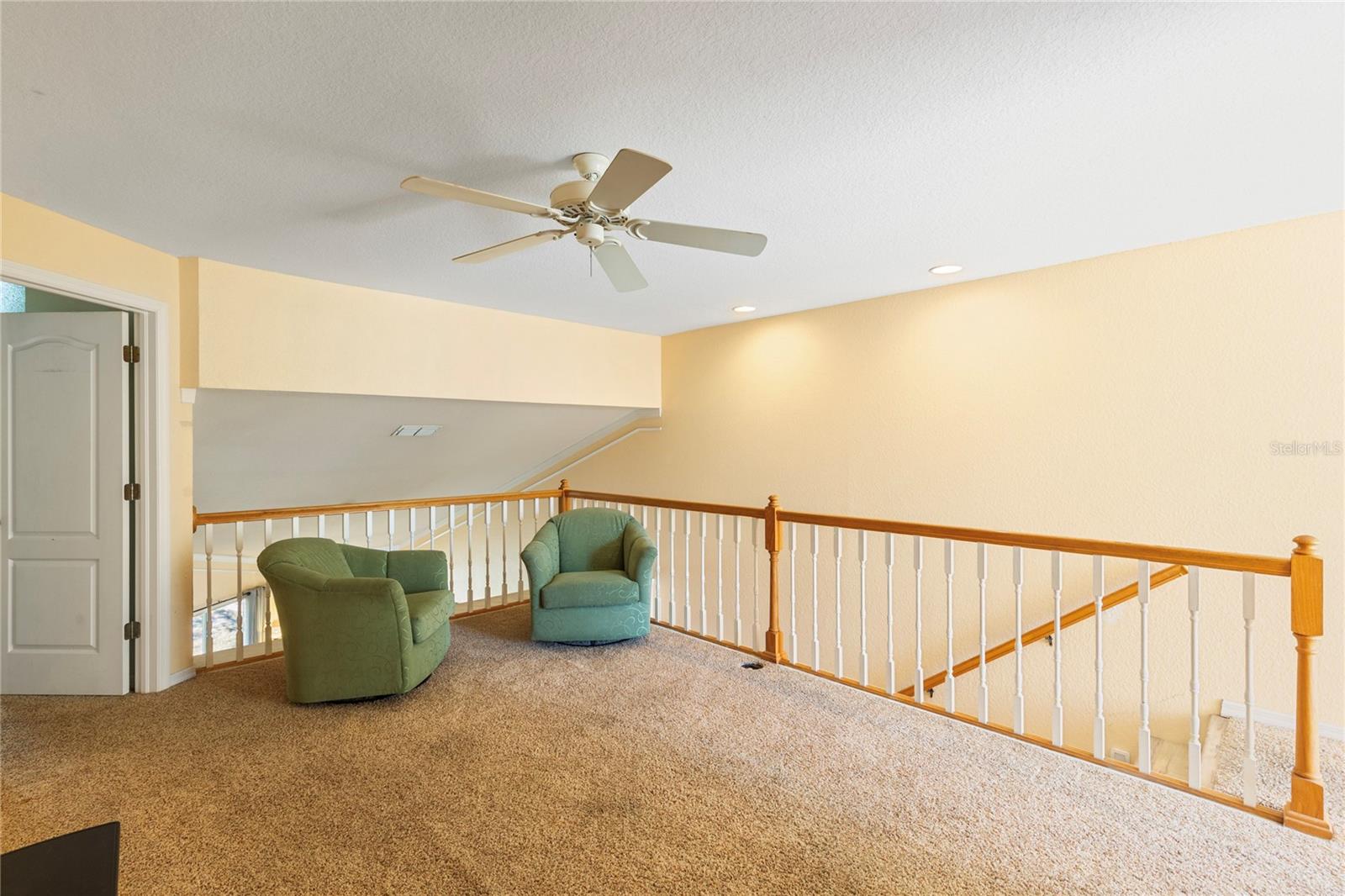 Image 23 of 39 For 1050 Starkey Road 2102