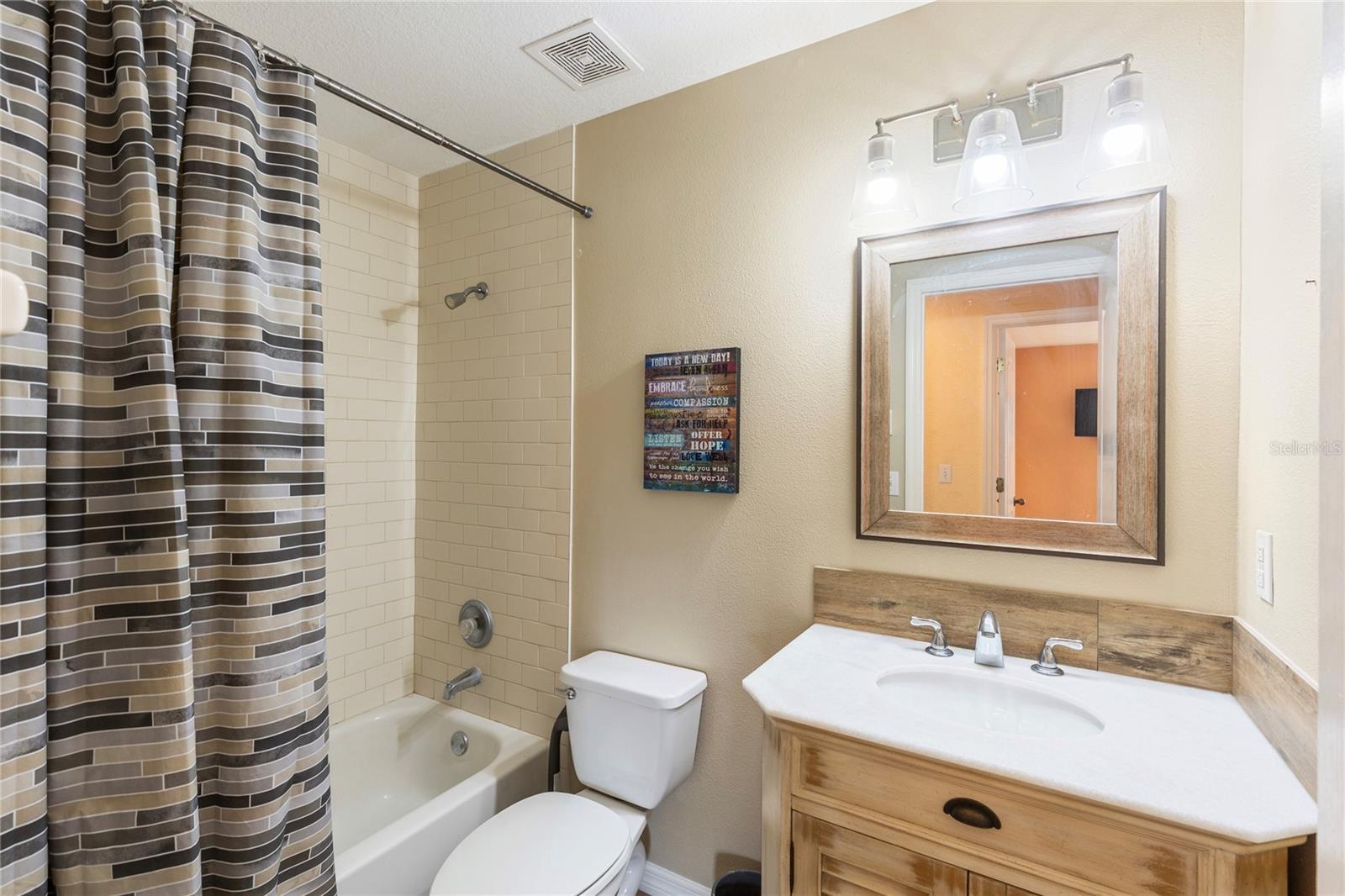 Image 24 of 39 For 1050 Starkey Road 2102