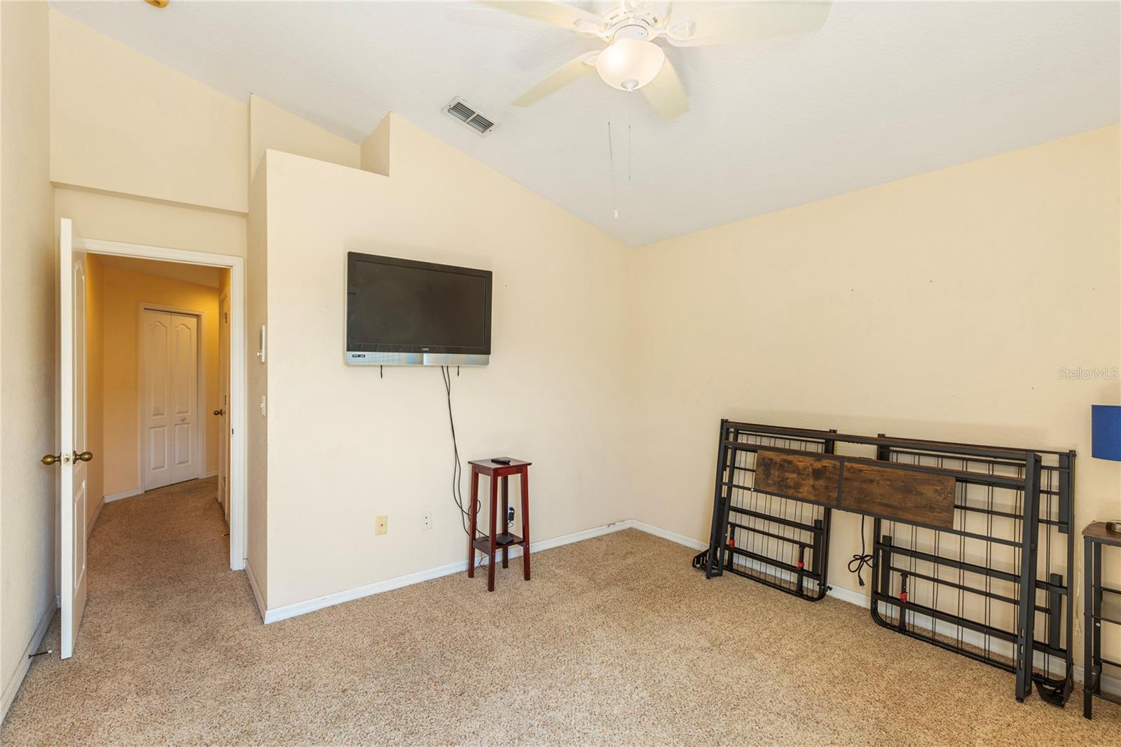 Image 28 of 39 For 1050 Starkey Road 2102