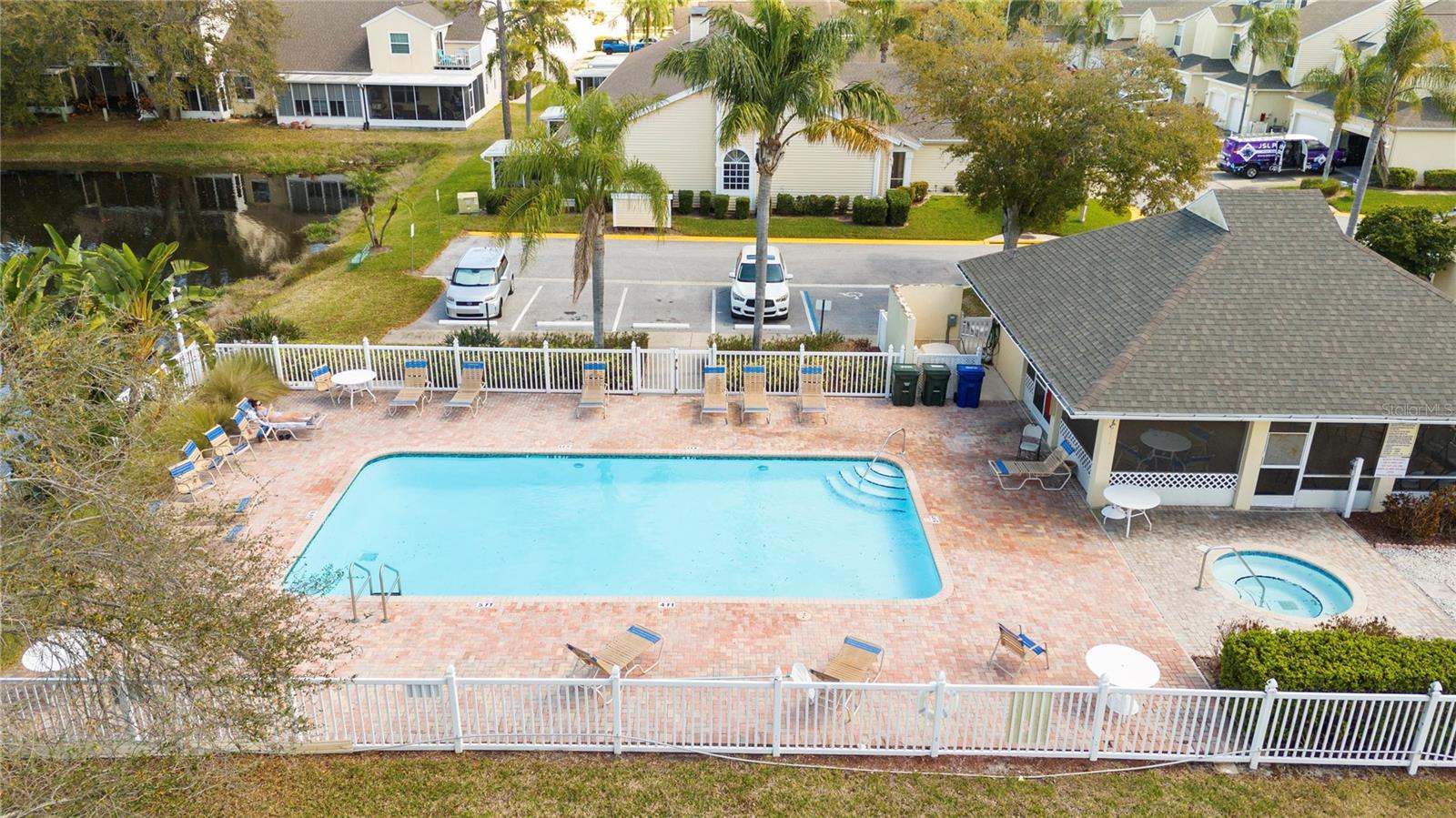 Image 3 of 39 For 1050 Starkey Road 2102