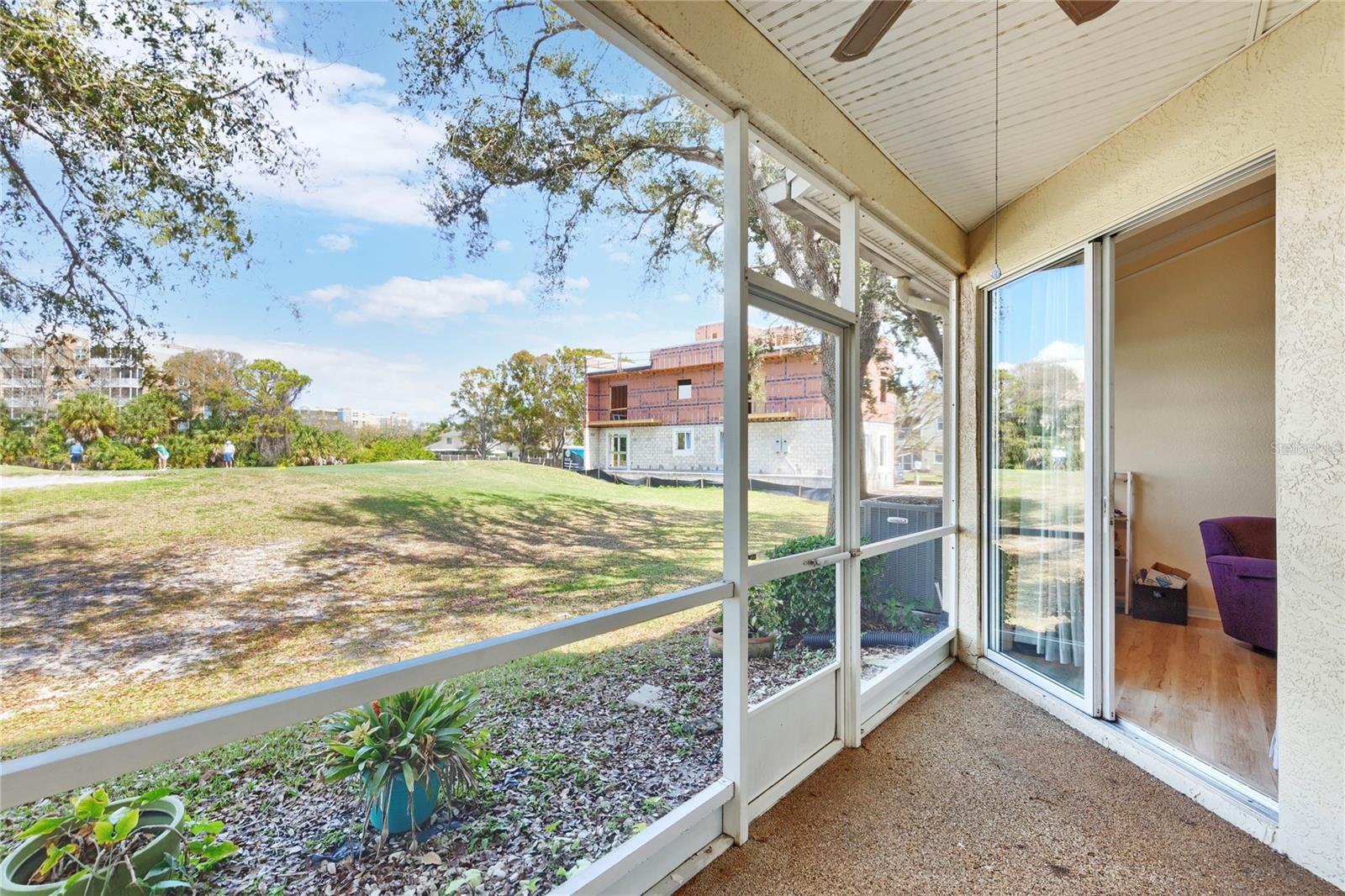 Image 30 of 39 For 1050 Starkey Road 2102