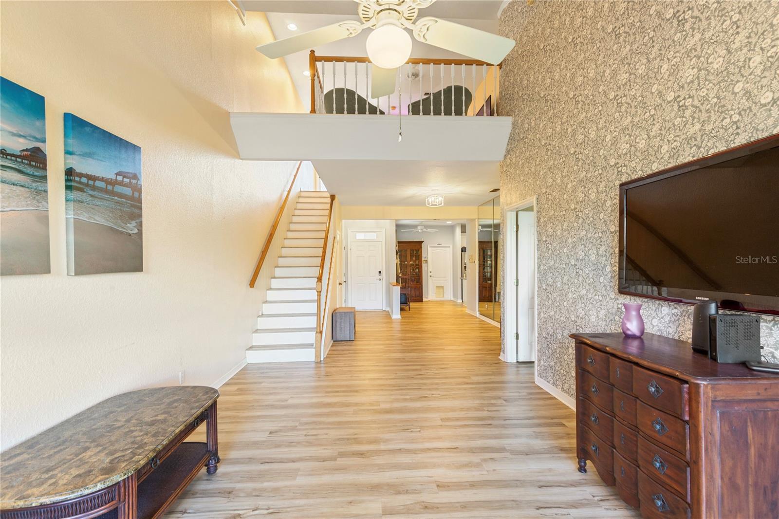 Image 8 of 39 For 1050 Starkey Road 2102