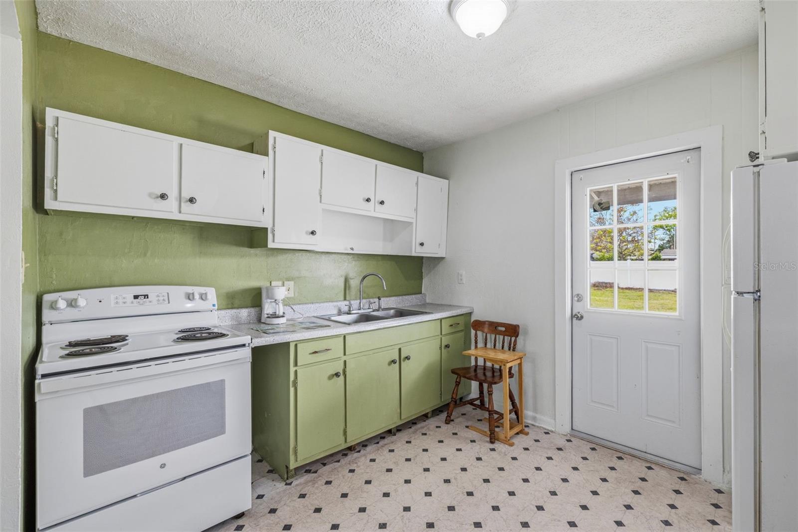 Image 10 of 25 For 7804 Church Avenue