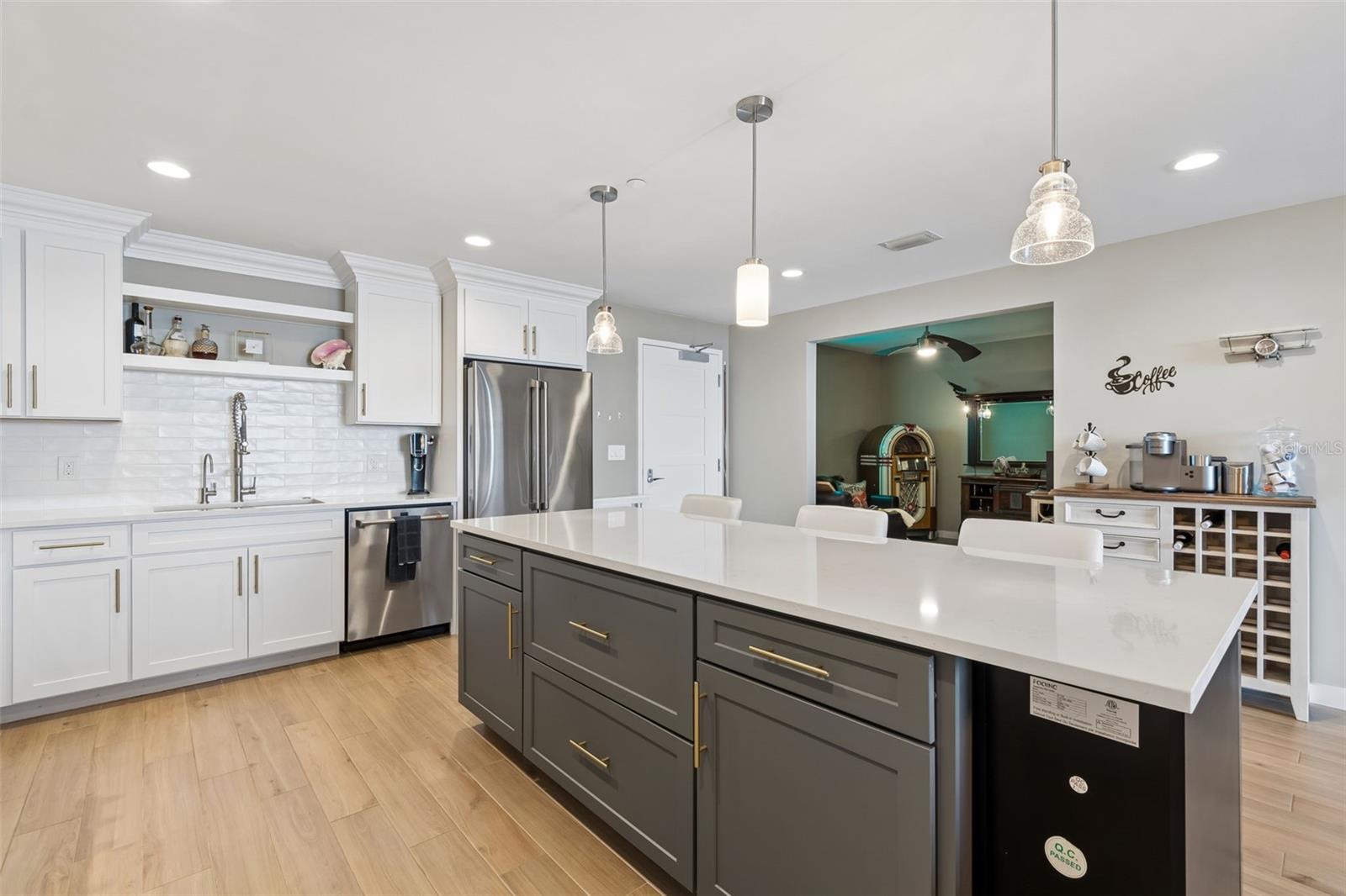 Image 10 of 100 For 920 Osceola Avenue 604