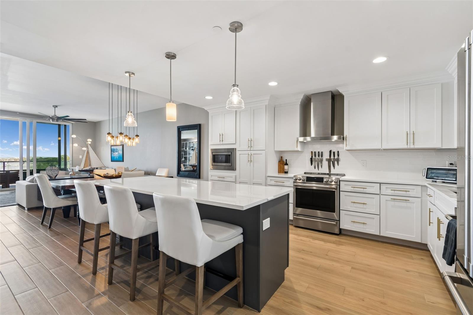 Image 14 of 100 For 920 Osceola Avenue 604