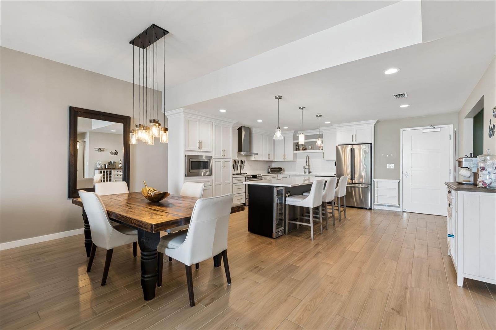 Image 18 of 100 For 920 Osceola Avenue 604