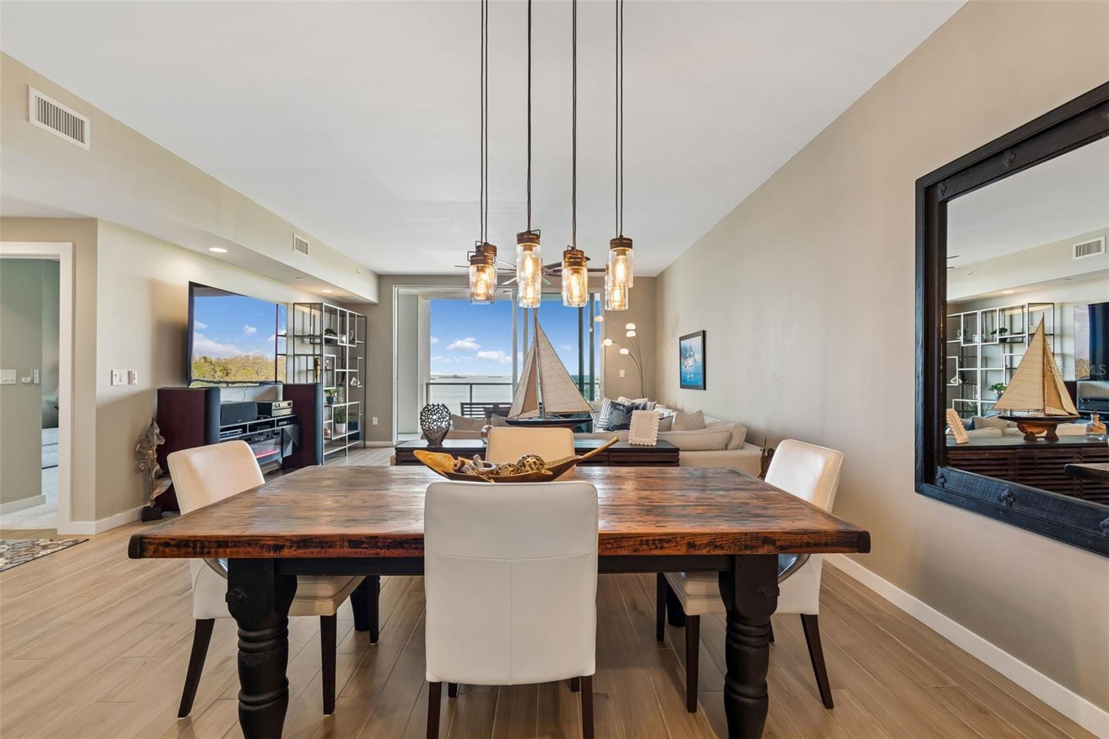 Image 19 of 100 For 920 Osceola Avenue 604