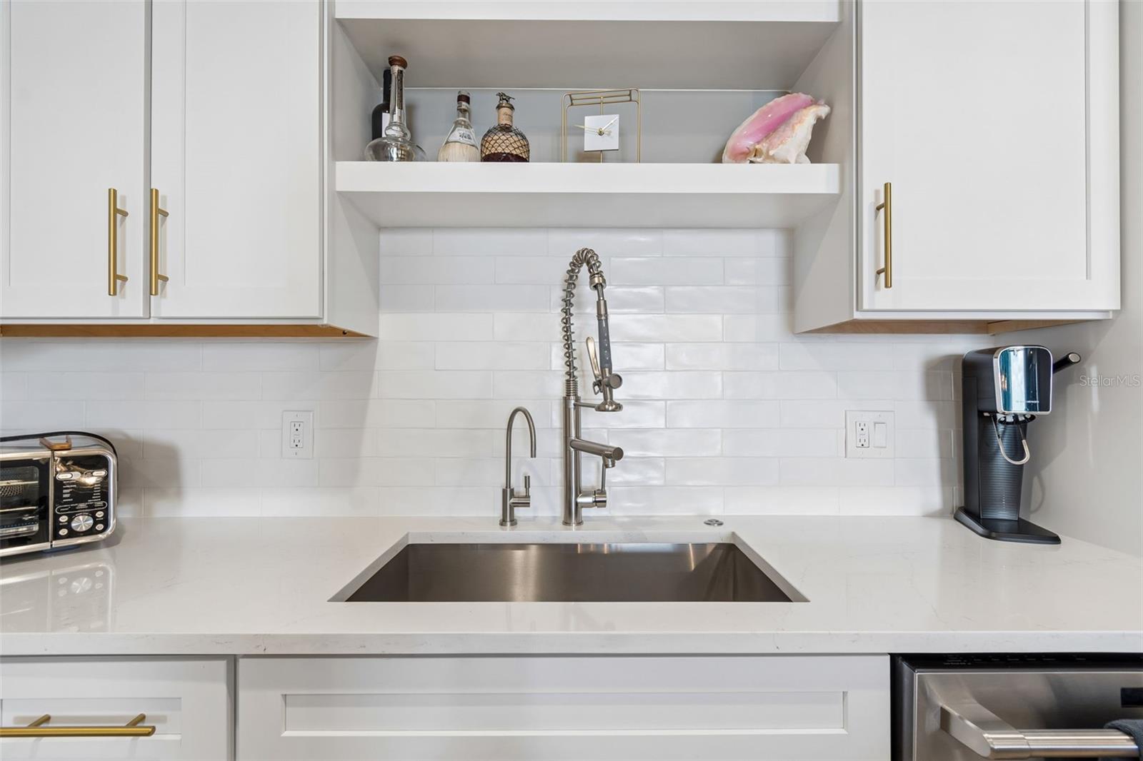 Image 22 of 100 For 920 Osceola Avenue 604