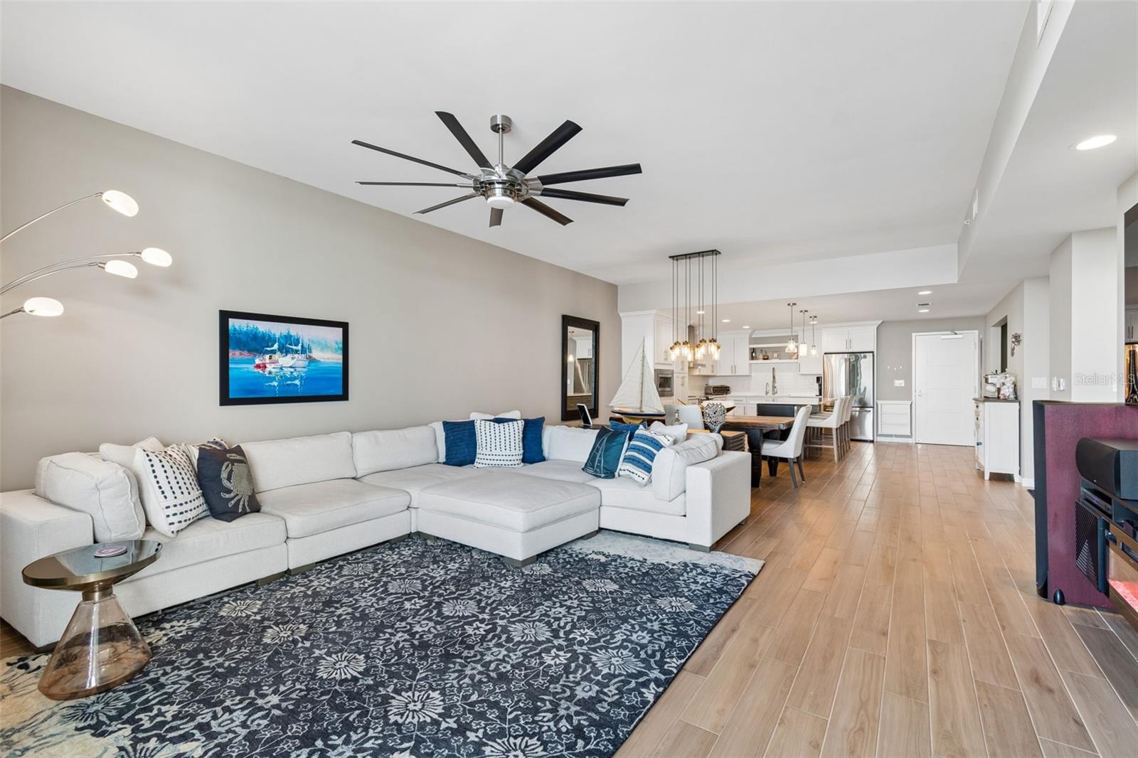 Image 26 of 100 For 920 Osceola Avenue 604