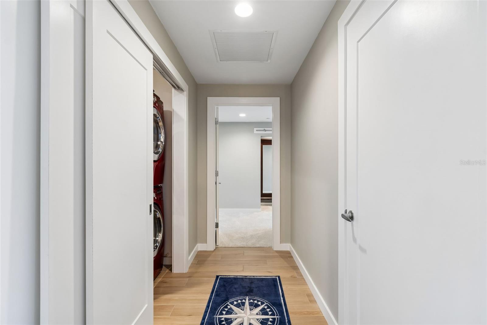 Image 30 of 100 For 920 Osceola Avenue 604