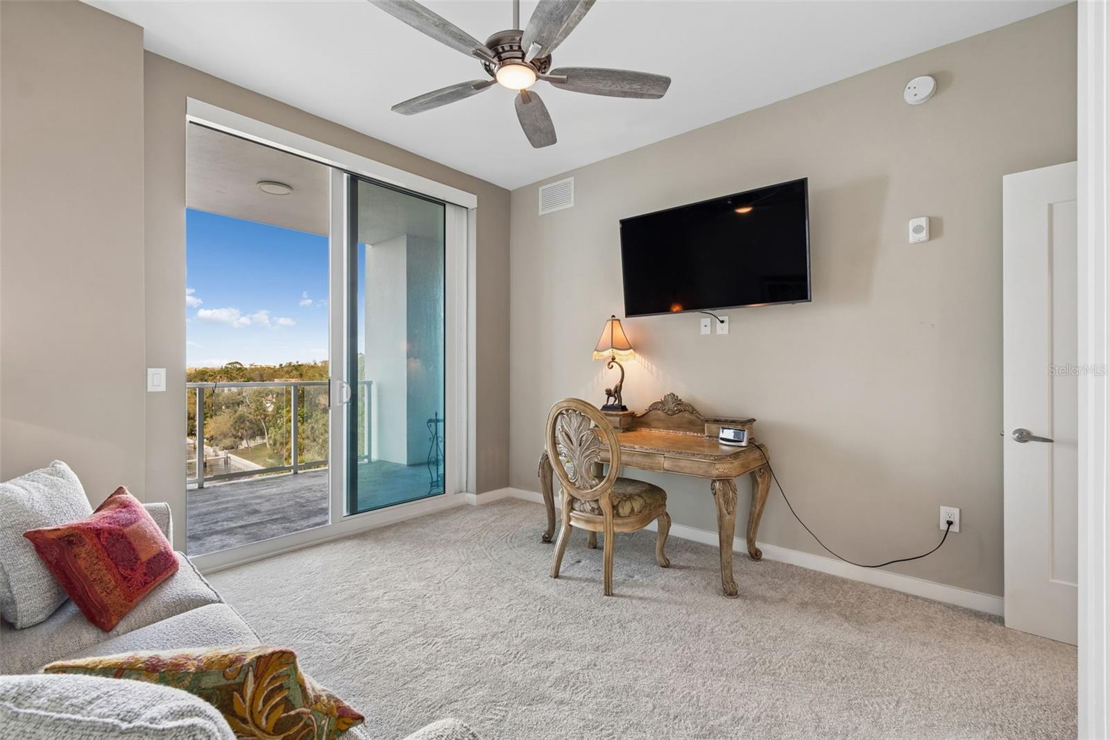 Image 58 of 100 For 920 Osceola Avenue 604