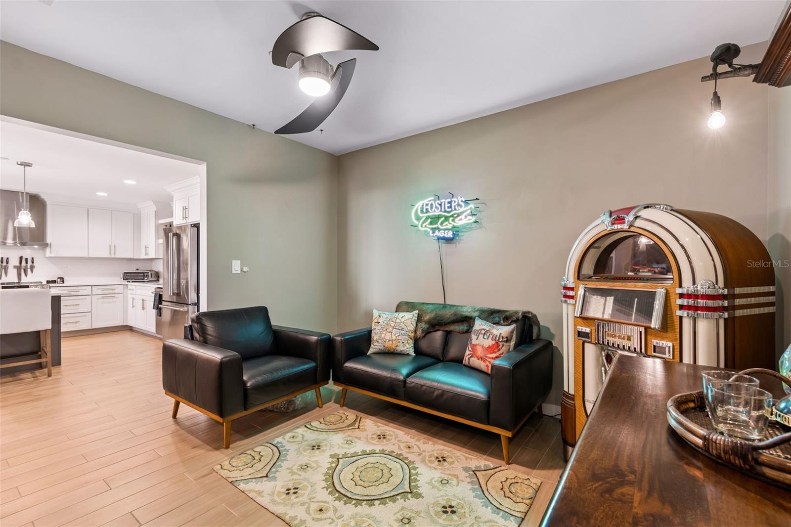 Image 73 of 100 For 920 Osceola Avenue 604