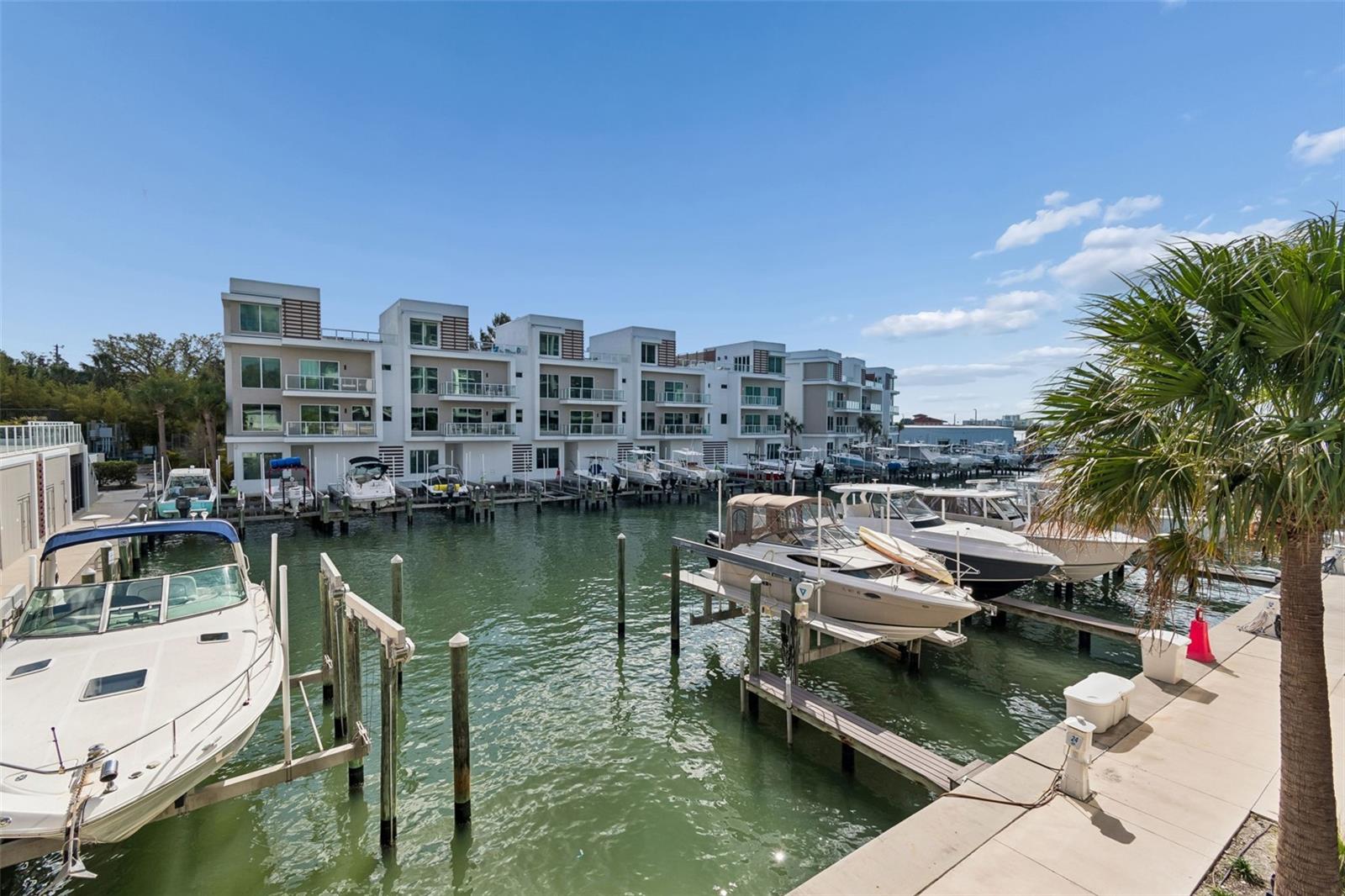 Image 75 of 100 For 920 Osceola Avenue 604