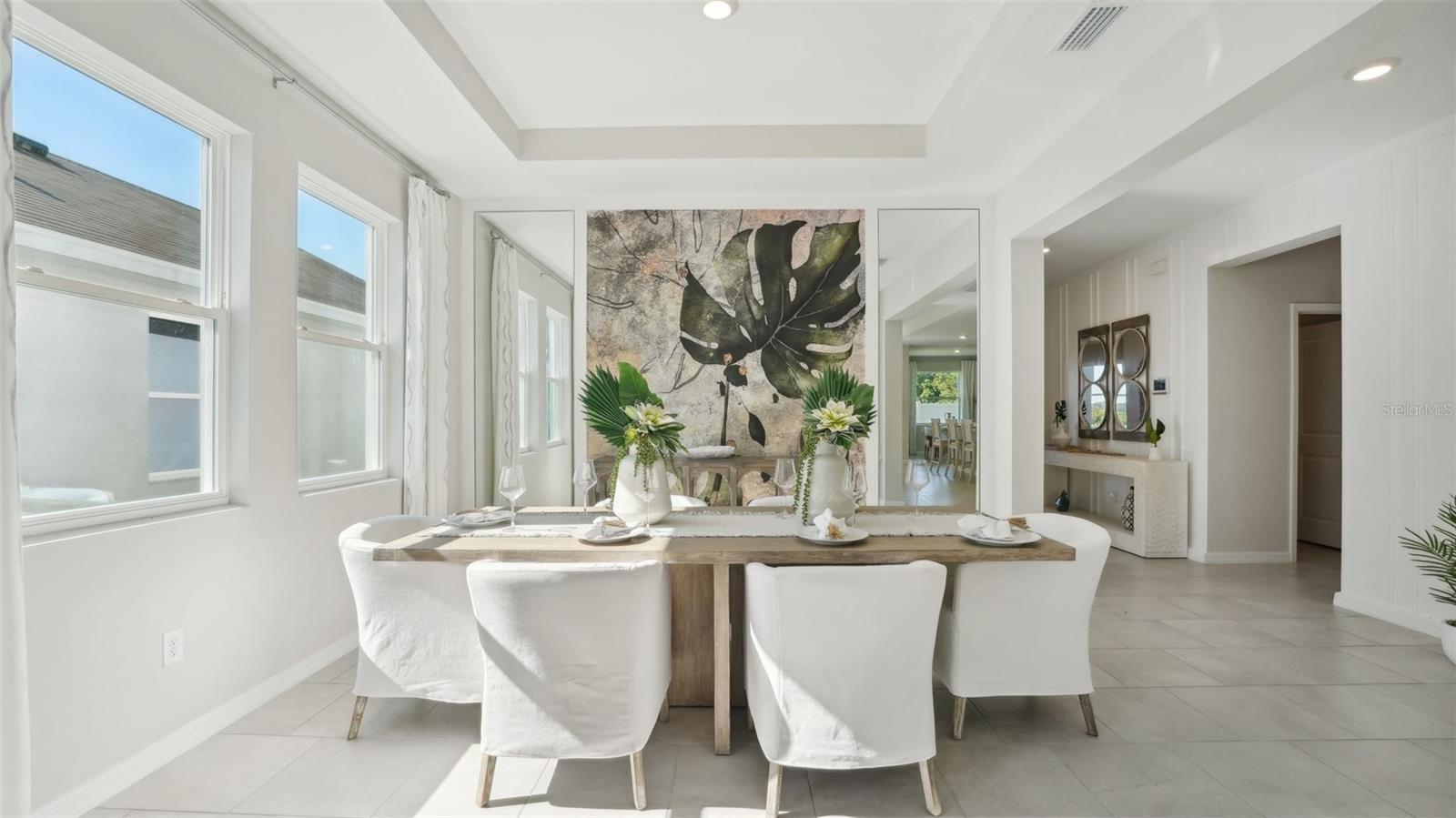 Listing photo id 11 for 1059 Chasehill Lane