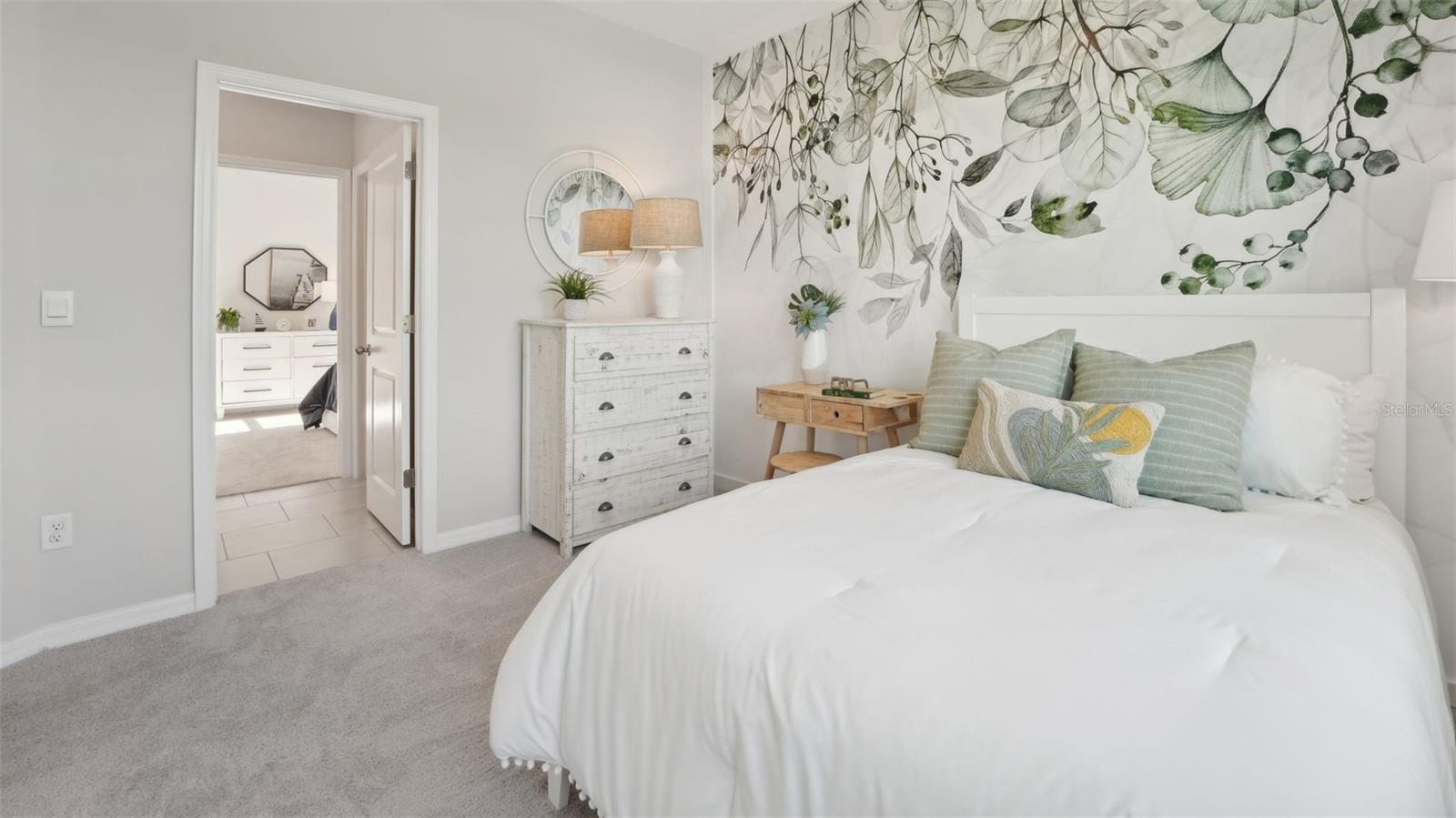 Listing photo id 3 for 1059 Chasehill Lane