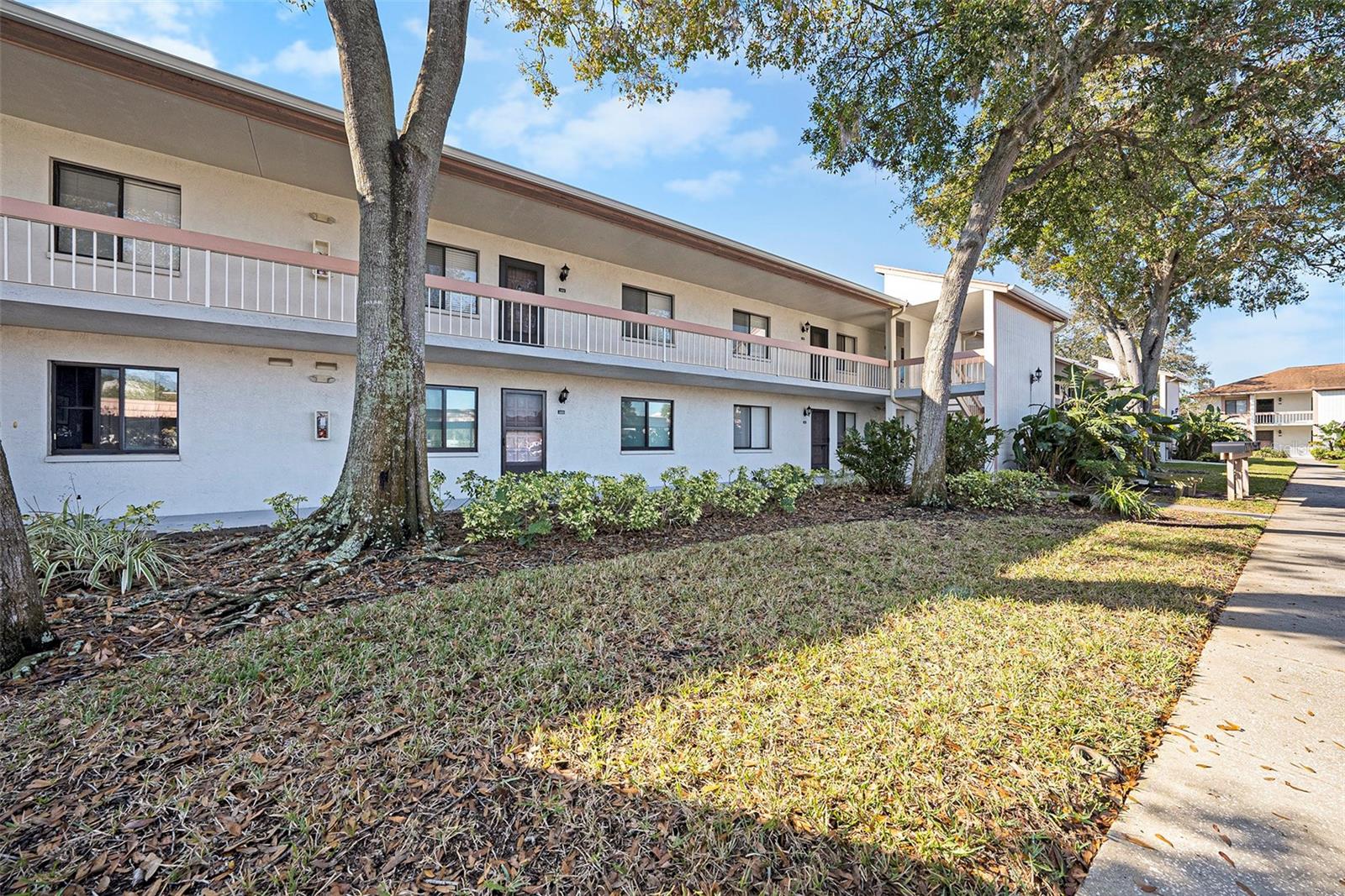 Image 5 of 26 For 141 Lakeview Way 141