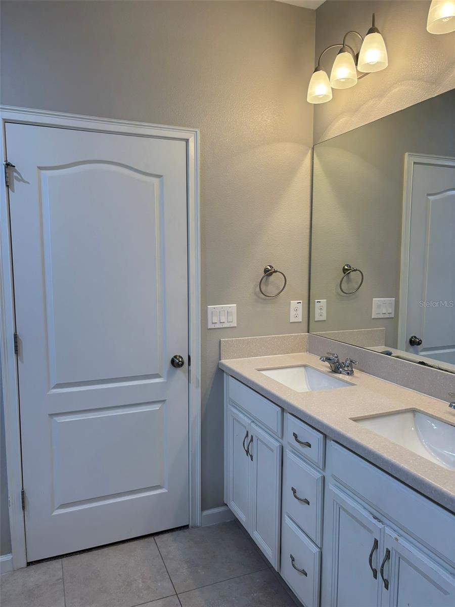 Image 14 of 30 For 12307 Prairie Valley Lane