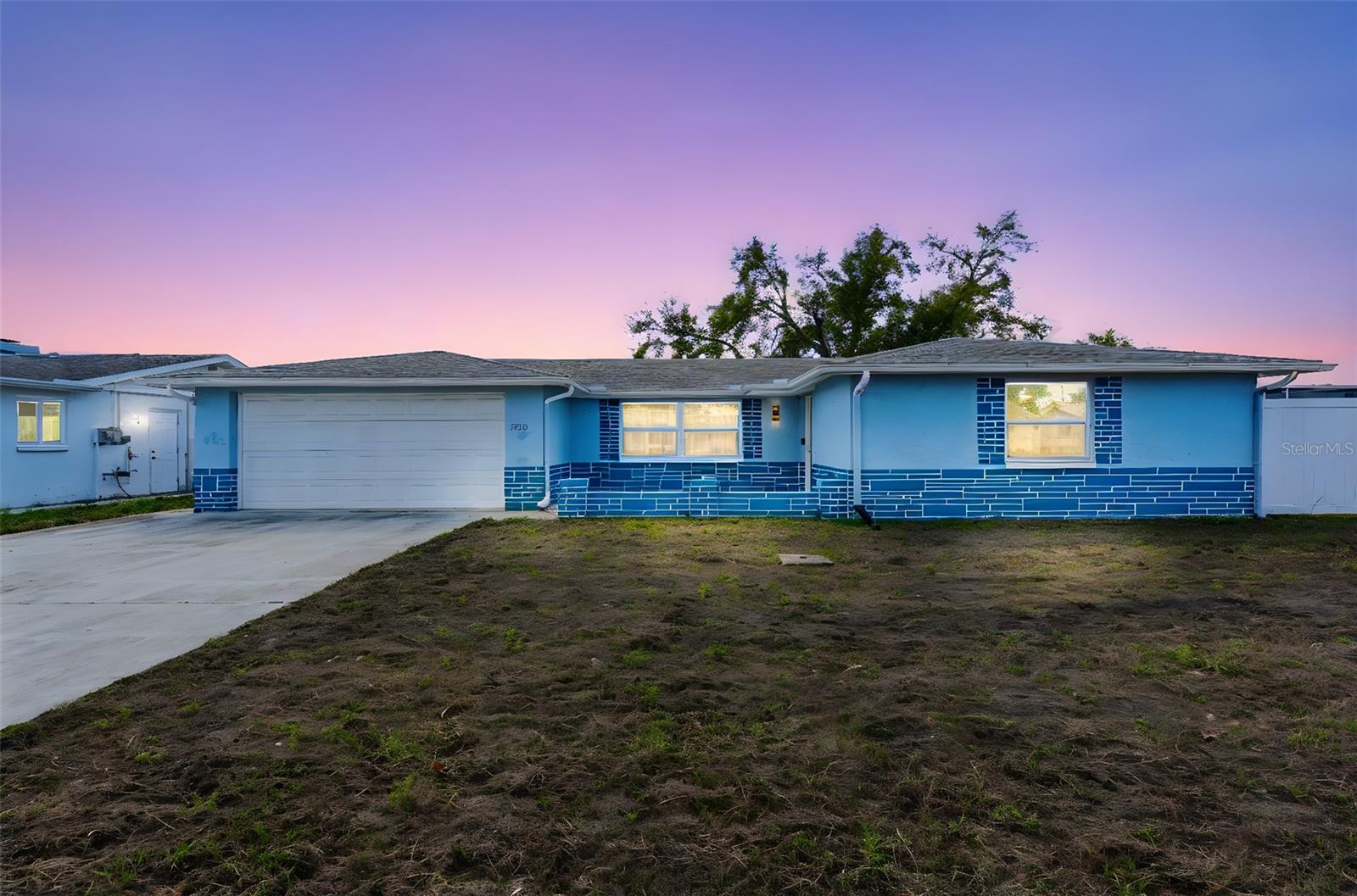 Listing photo id 43 for 7510 Judith Crescent