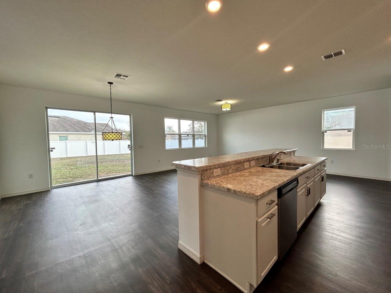 Image 11 of 32 For 10638 Aldo Moro Drive