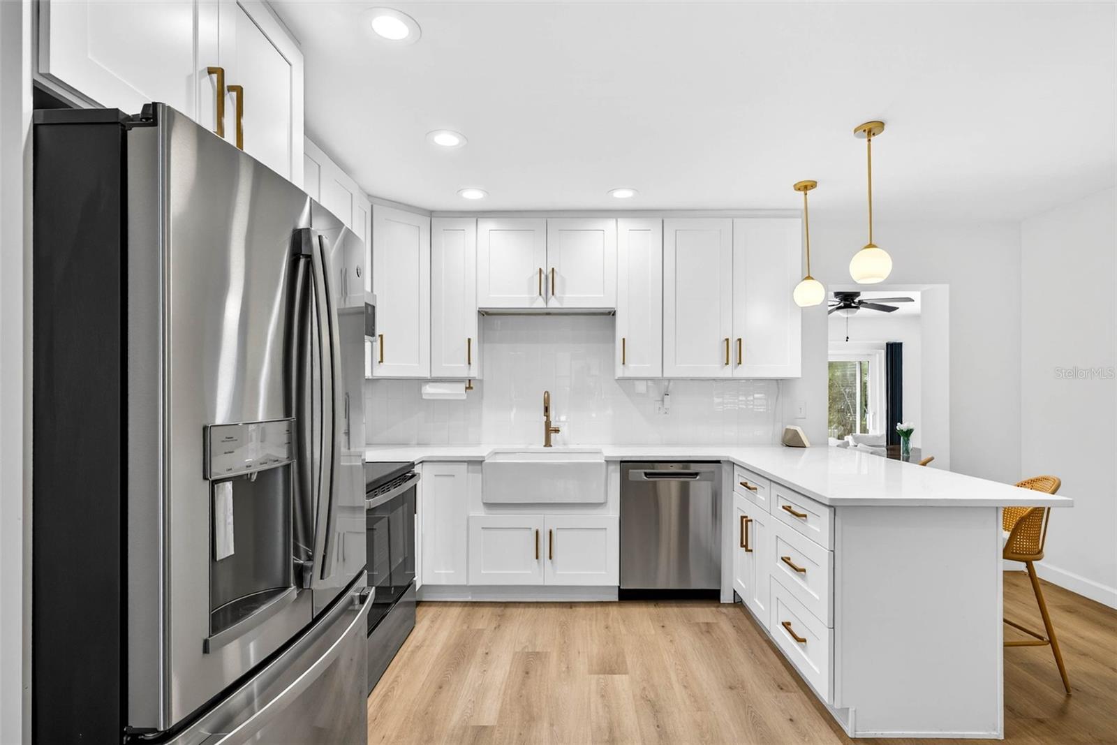 Image 10 of 51 For 406 Flora Street