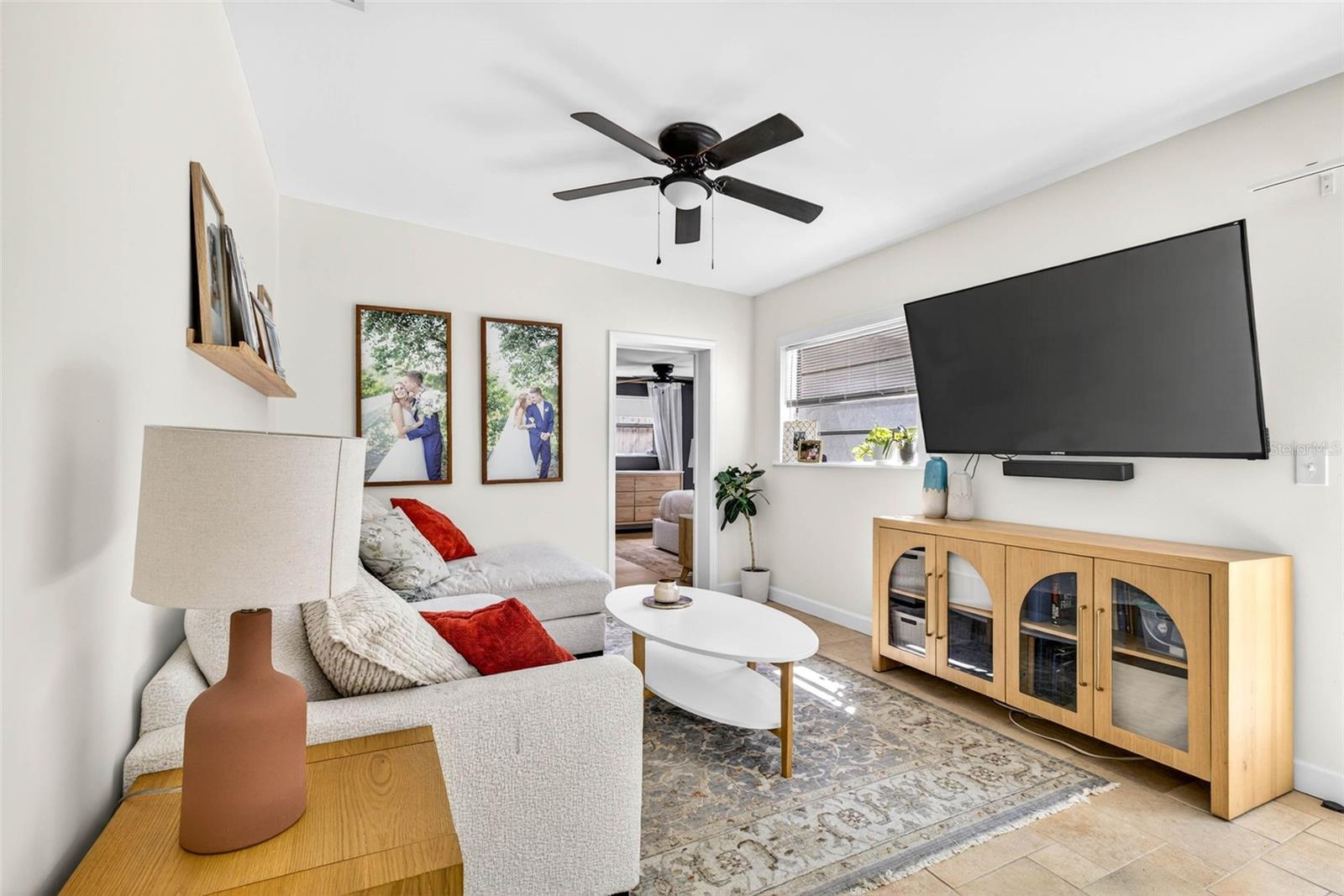 Image 15 of 51 For 406 Flora Street