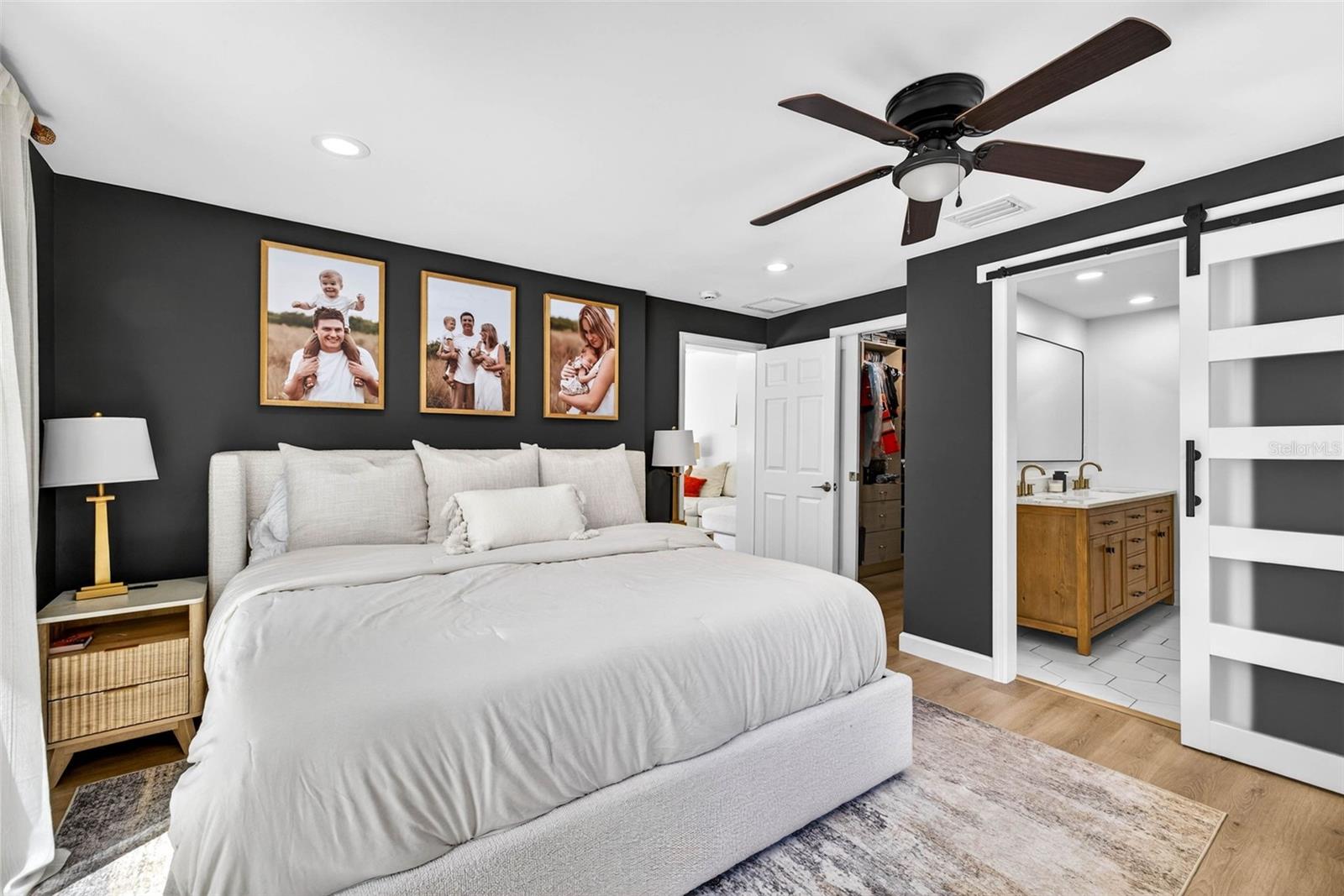 Image 25 of 51 For 406 Flora Street