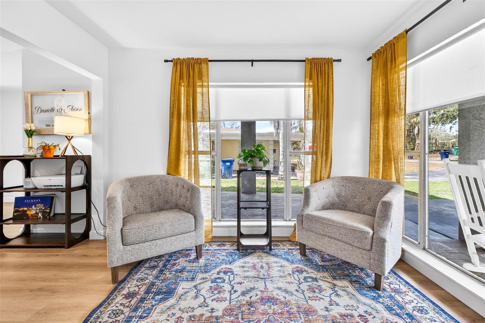 Image 7 of 51 For 406 Flora Street