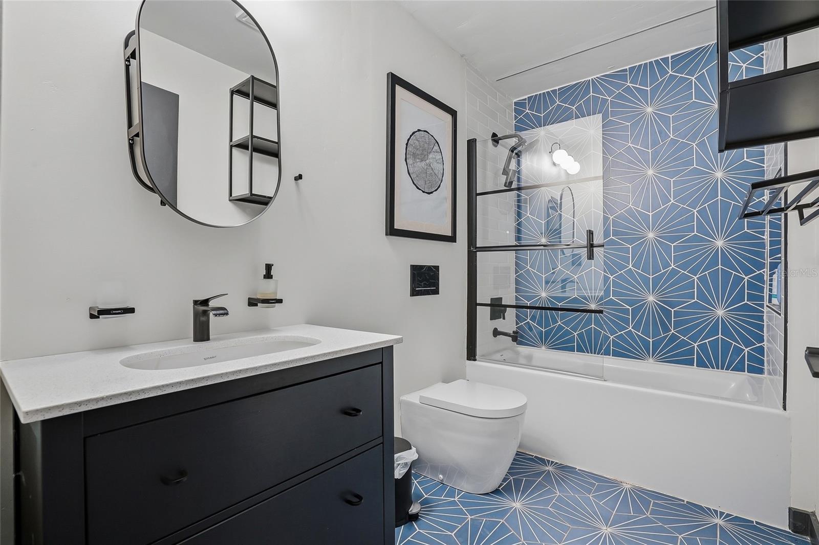 Image 29 of 45 For 701 Madison Avenue 116