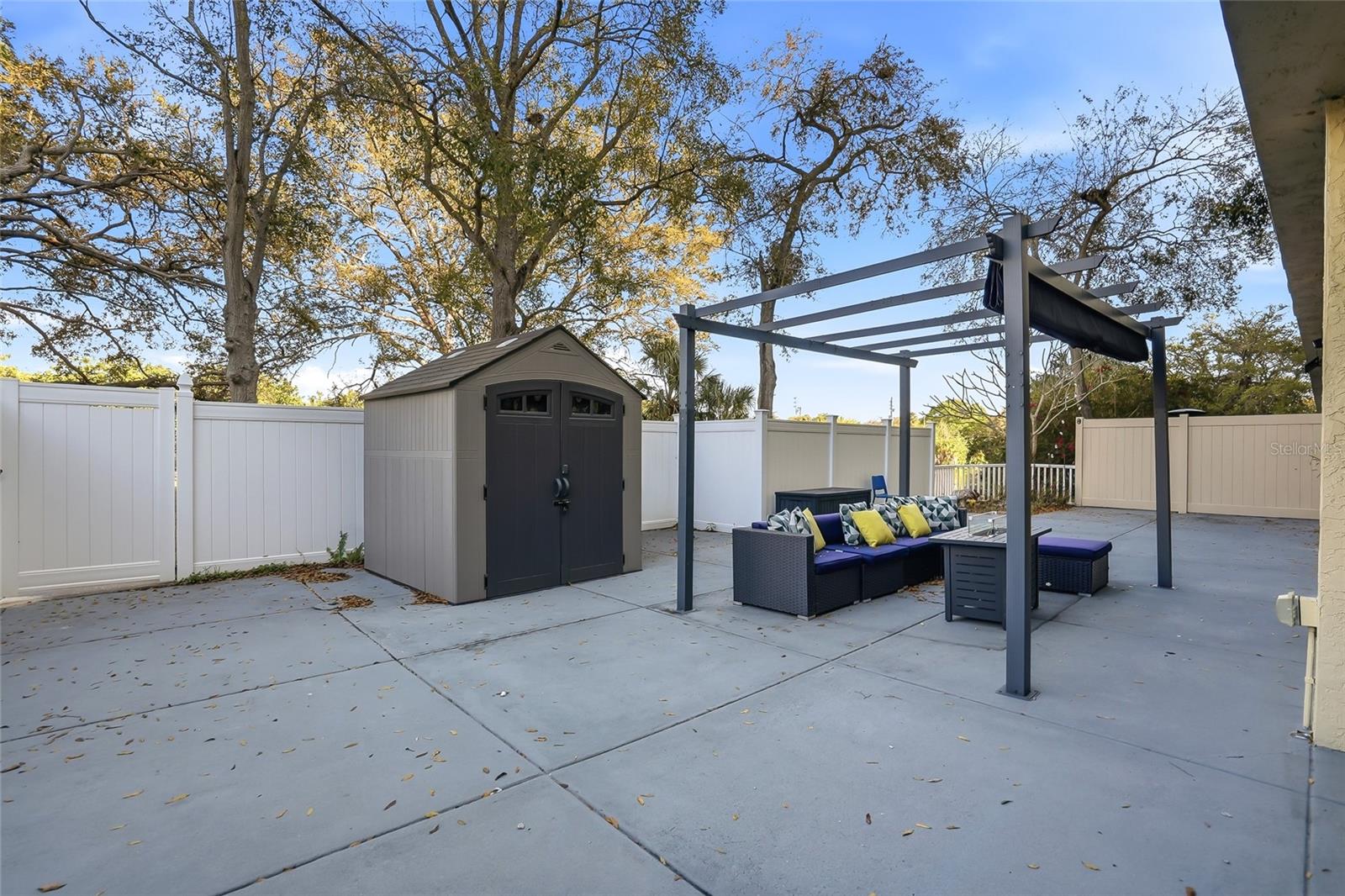 Image 35 of 45 For 701 Madison Avenue 116