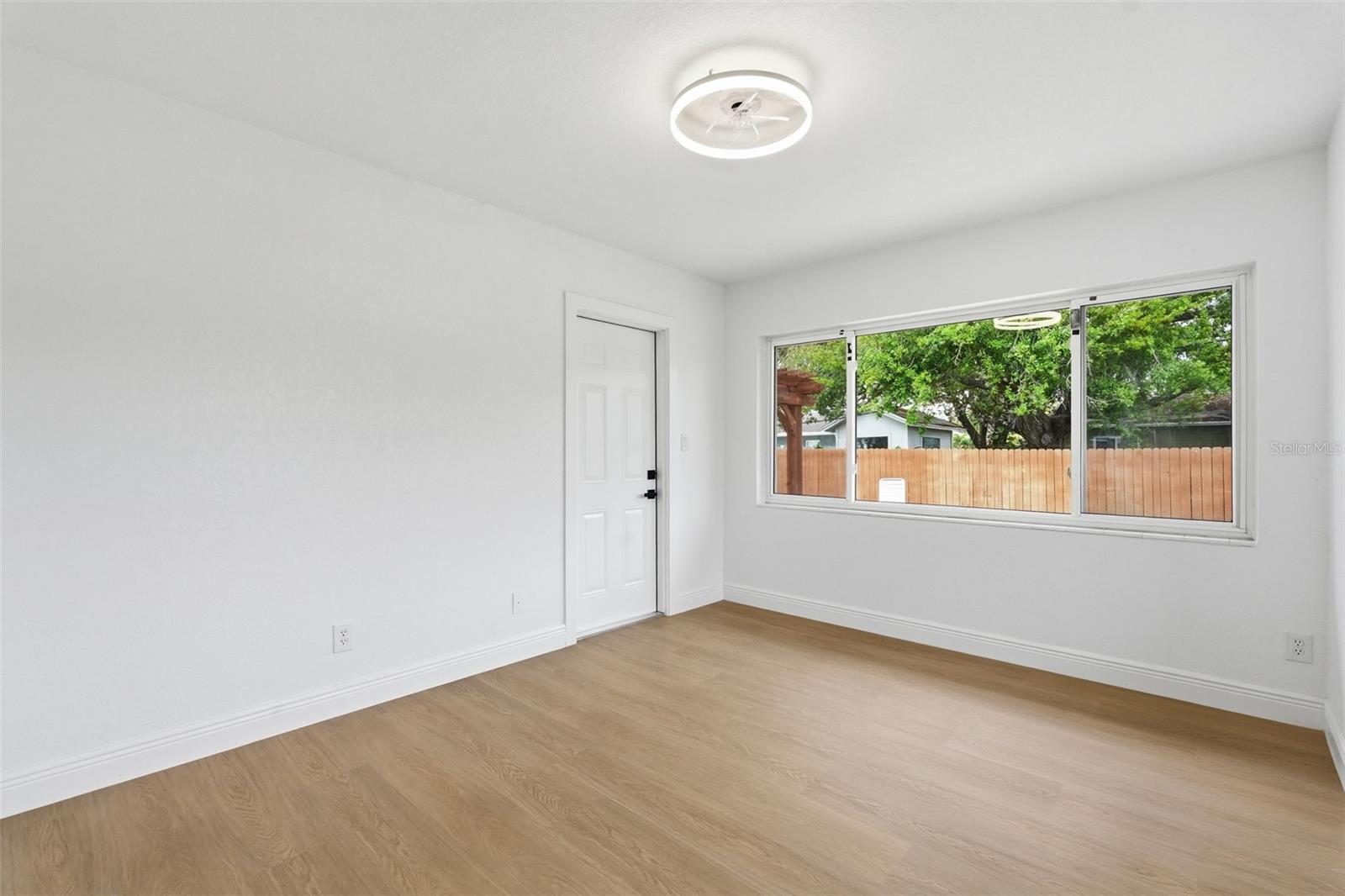 Image 30 of 46 For 5347 30th Avenue N